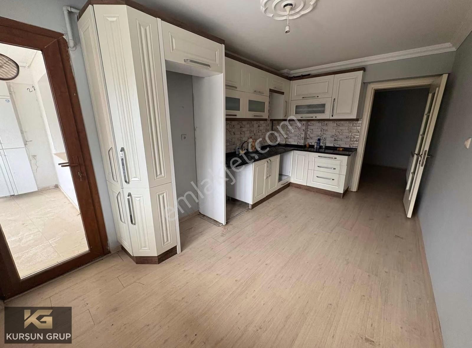 Muradiye Mh. Su Deposu Civarı Önü Açık 3+1bahçeli Full Lüx Daire - Görsel 11