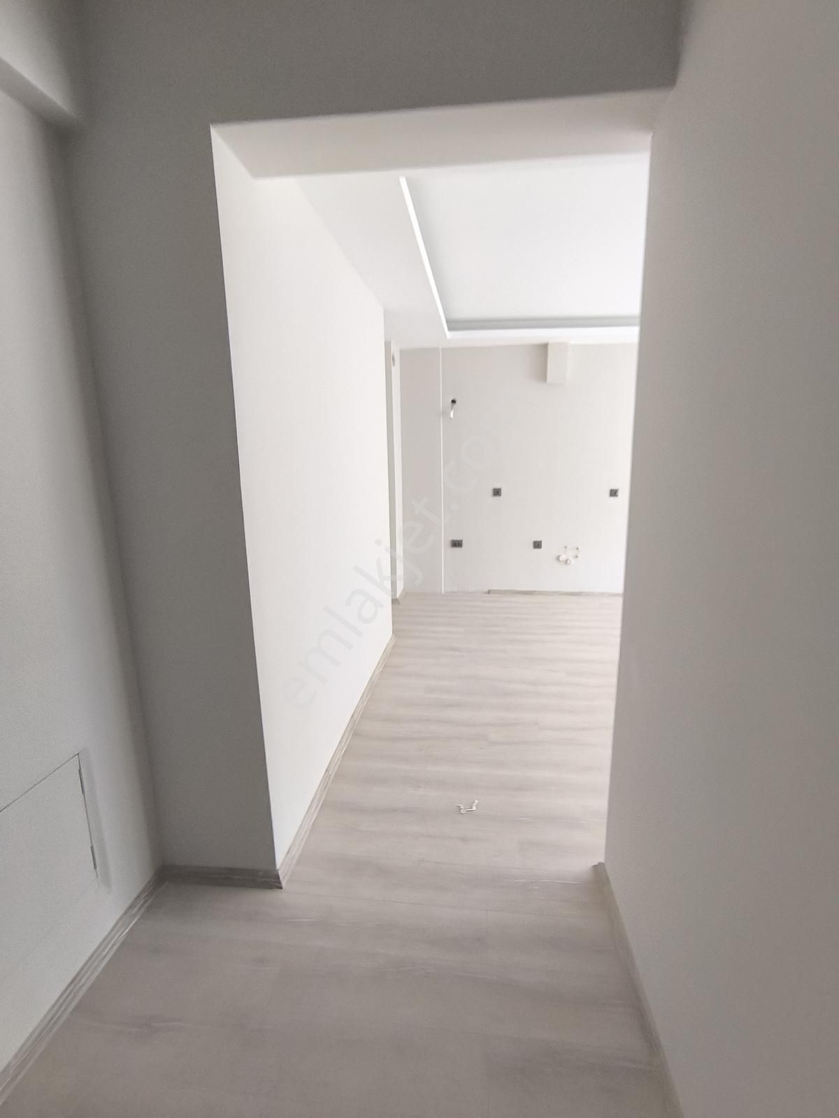 Kariyer'den Umutevleri Nev Sit 92m² Sıfır 2+1 Satılık Daire - Görsel 18
