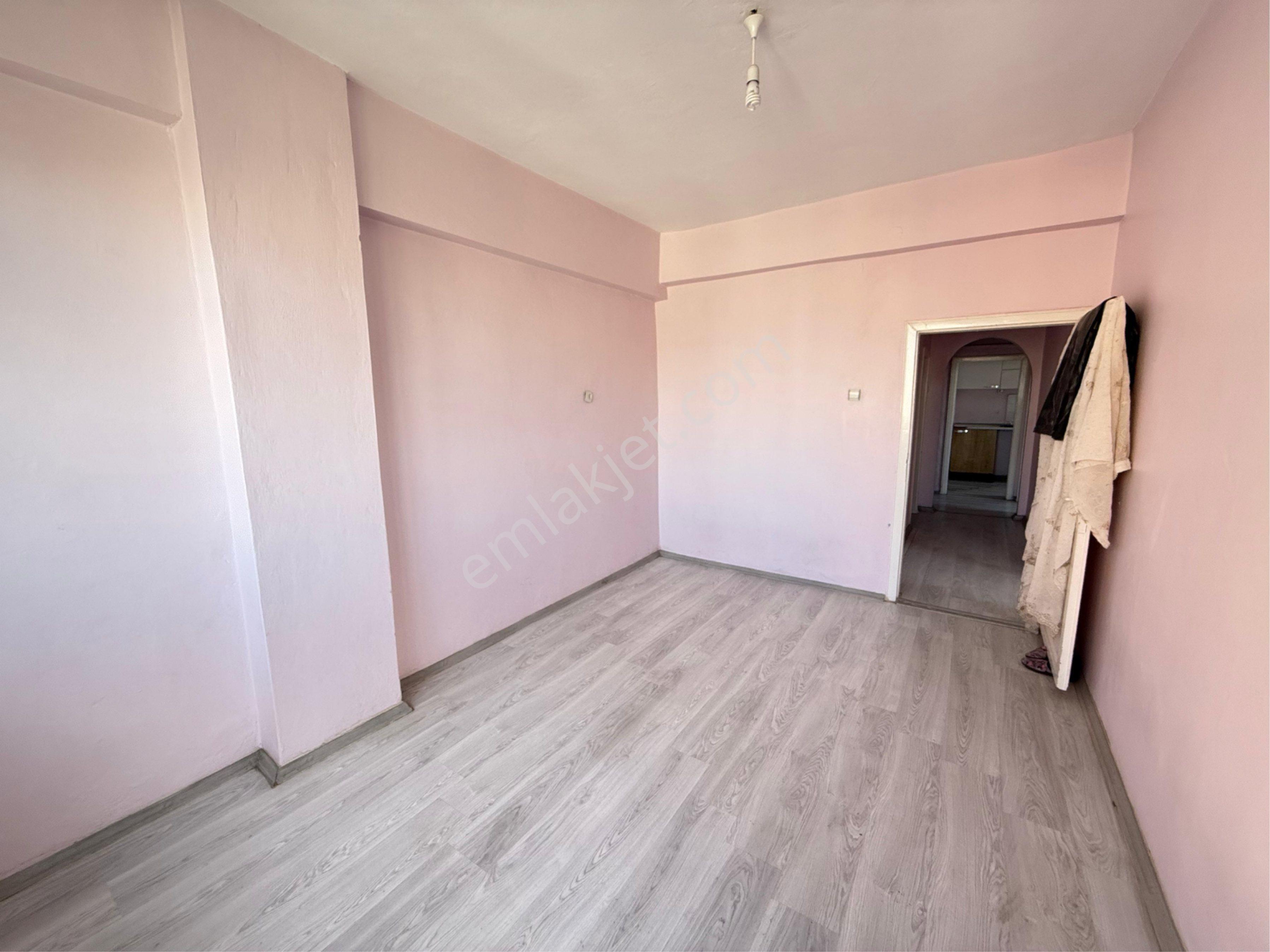 Vilayet Esma Ocak Karşısı Acil Satılık 3+1 Daire - Görsel 11
