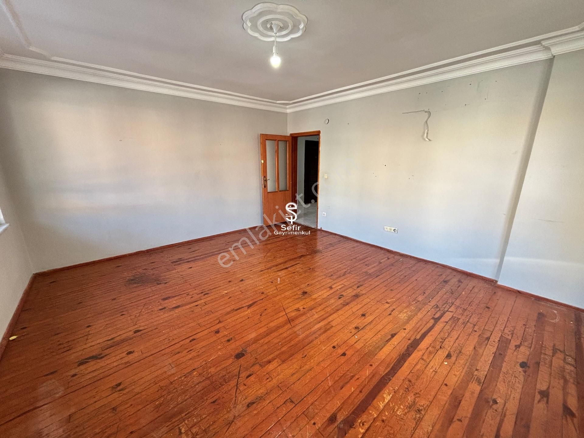 Alanya Hacet'te 3+1 Ayrı Mutfak Geniş Kiralık Daire - Görsel 2