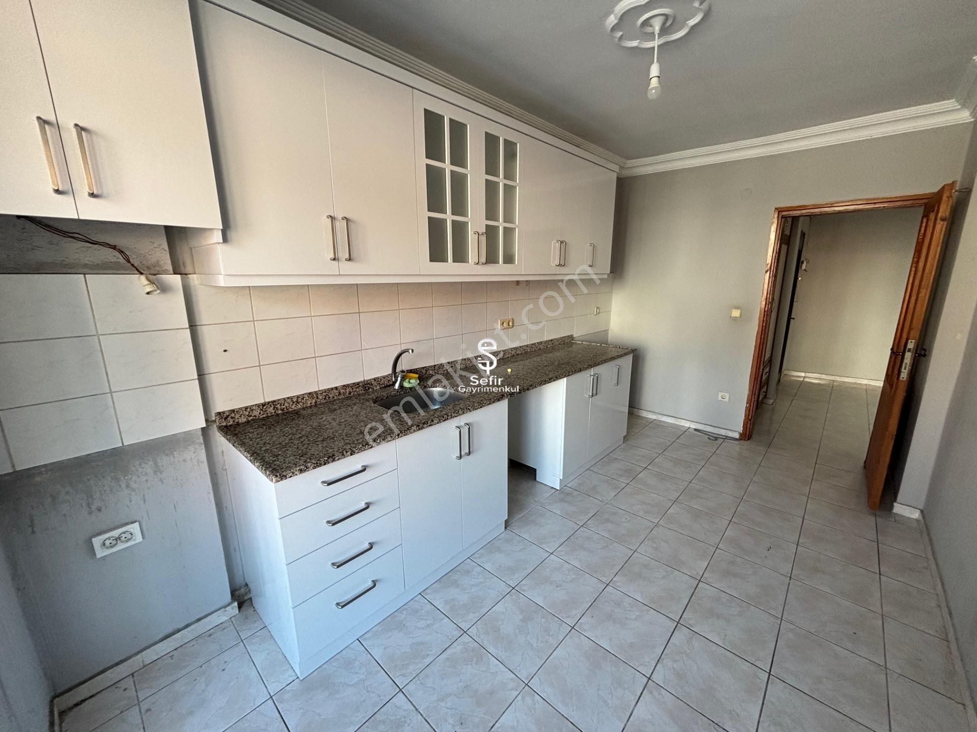 Alanya Hacet'te 3+1 Ayrı Mutfak Geniş Kiralık Daire - Görsel 7