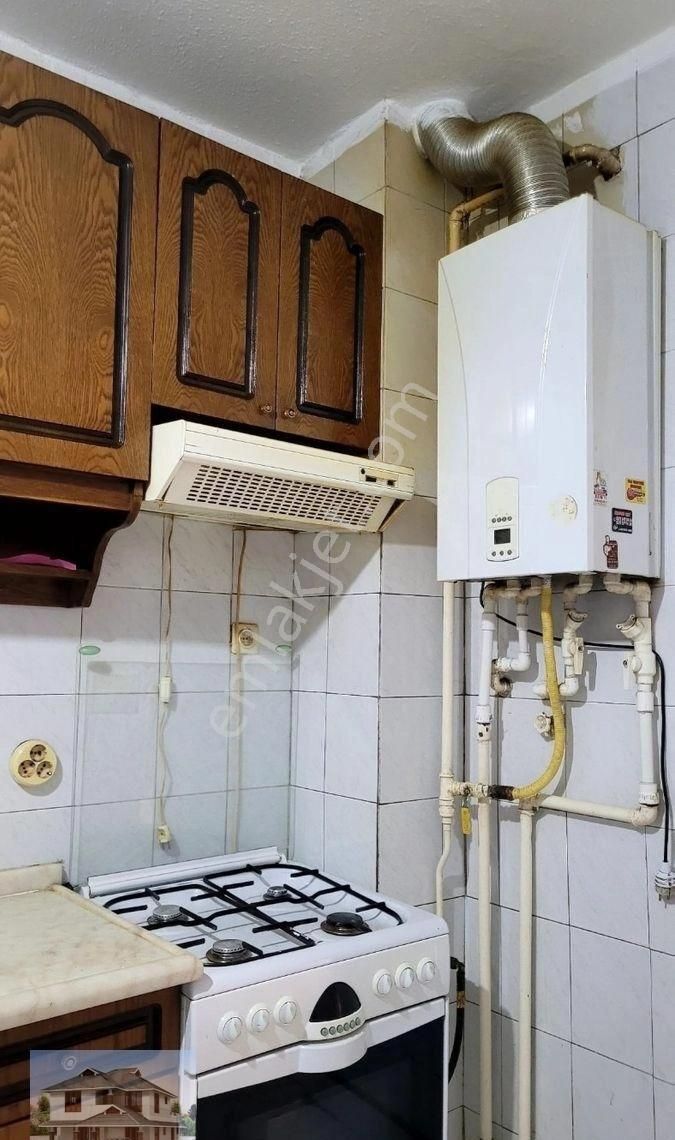 Genç Emlaktan Geniş 3+1 Kilerli Satılık Daire - Görsel 17