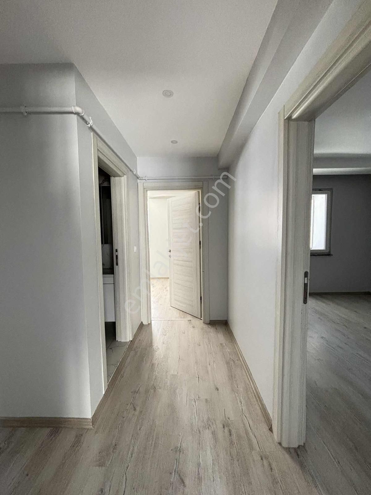 Akkaya İnşaattan Cemal Gürselde Y.giriş Kapalı Balkon 2+1 - Görsel 6