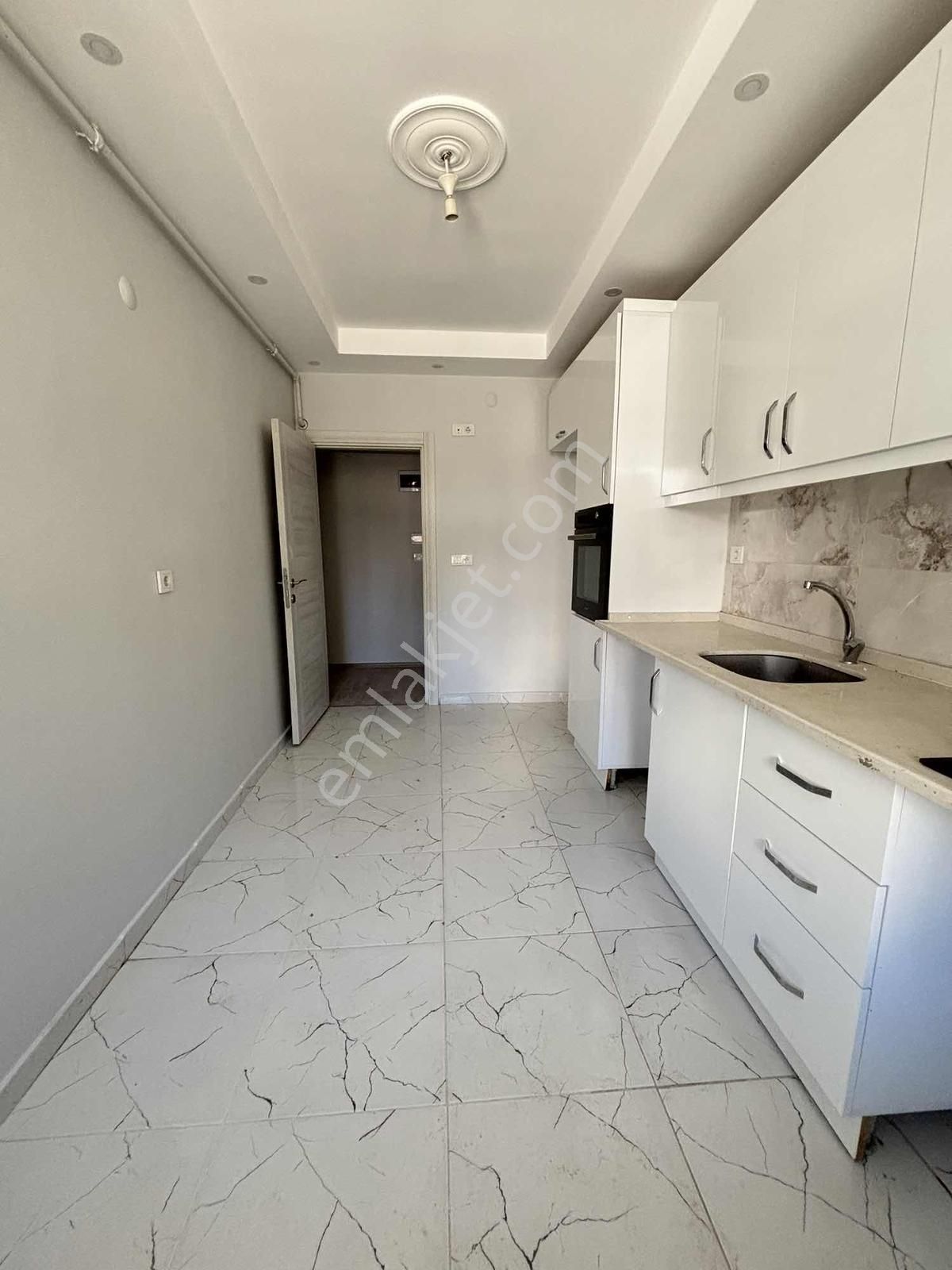 Akkaya İnşaattan Cemal Gürselde Y.giriş Kapalı Balkon 2+1 - Görsel 2