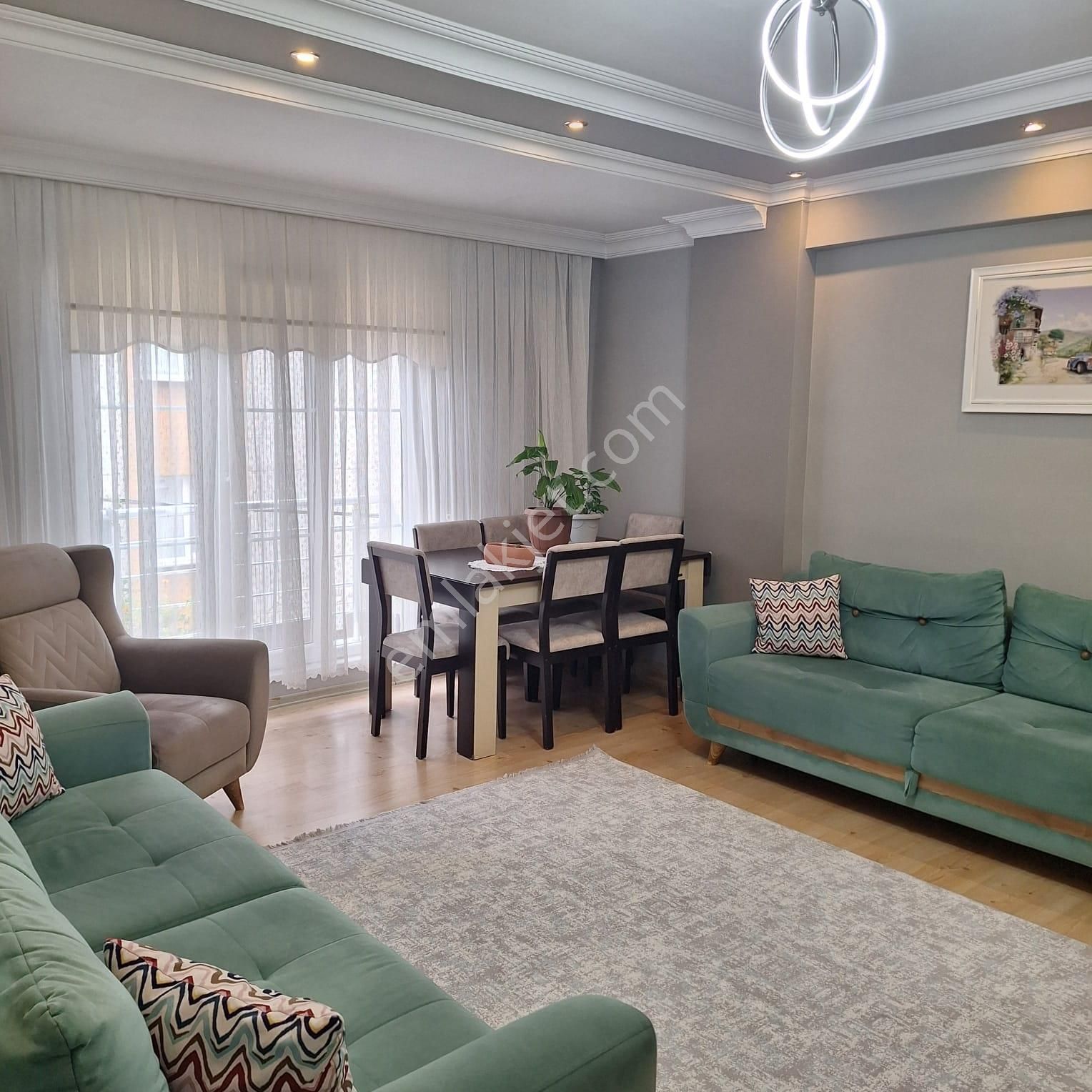 Araz Gayrimenkul Zübeyde Hanım Mah.satılık 1 Kat Daire