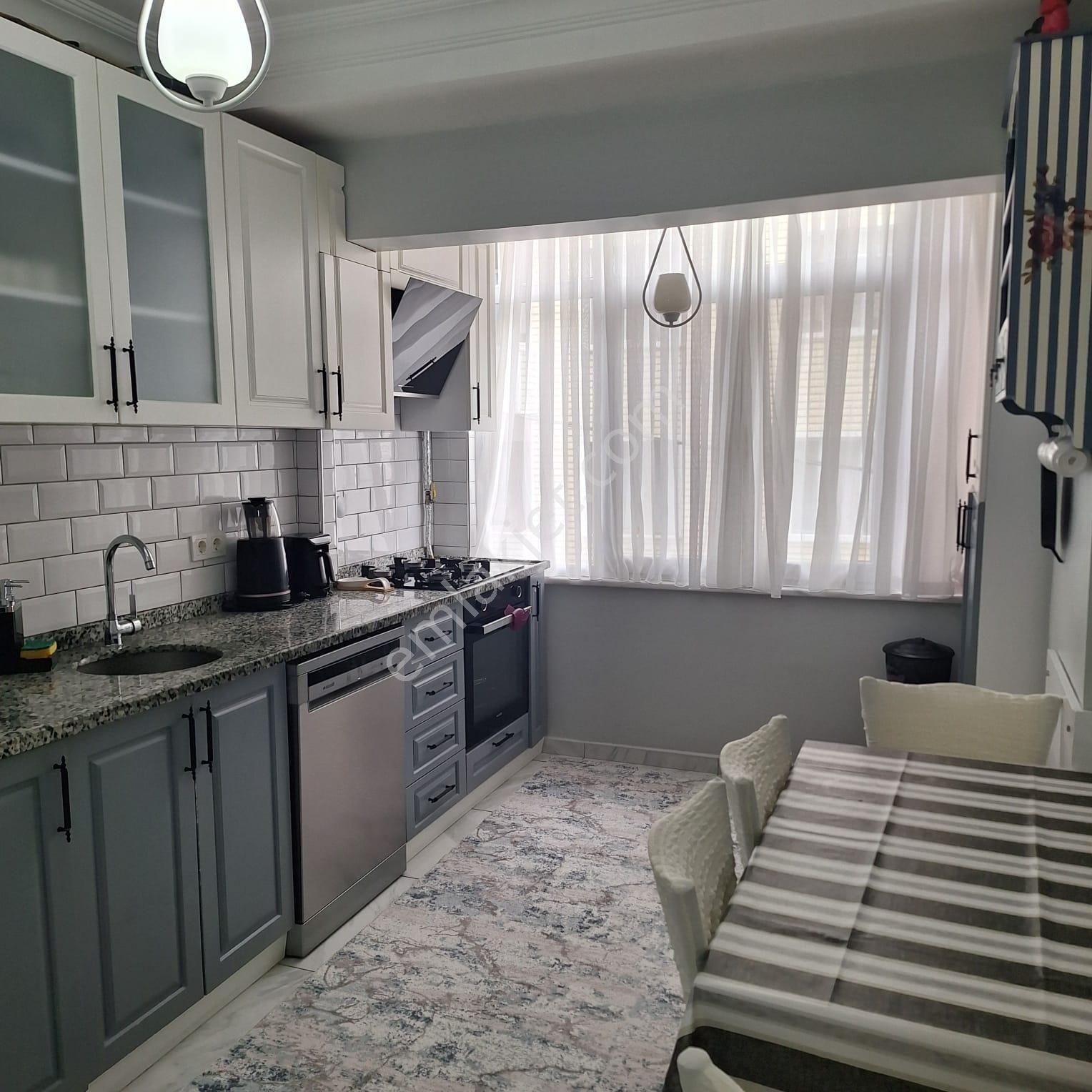 Araz Gayrimenkul Zübeyde Hanım Mah.satılık 1 Kat Daire - Görsel 15