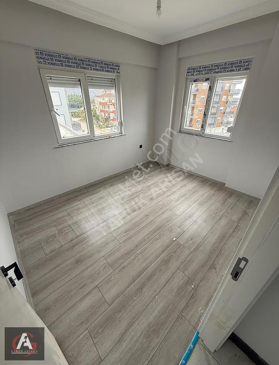 Faruk Arısandan Denize Çok Yakın İskanlı Ve Kullanışlı 2+1 Daire - Görsel 10