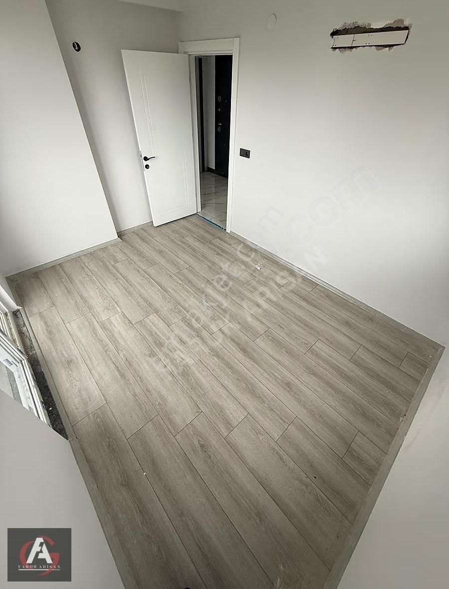 Faruk Arısandan Denize Çok Yakın İskanlı Ve Kullanışlı 2+1 Daire - Görsel 22