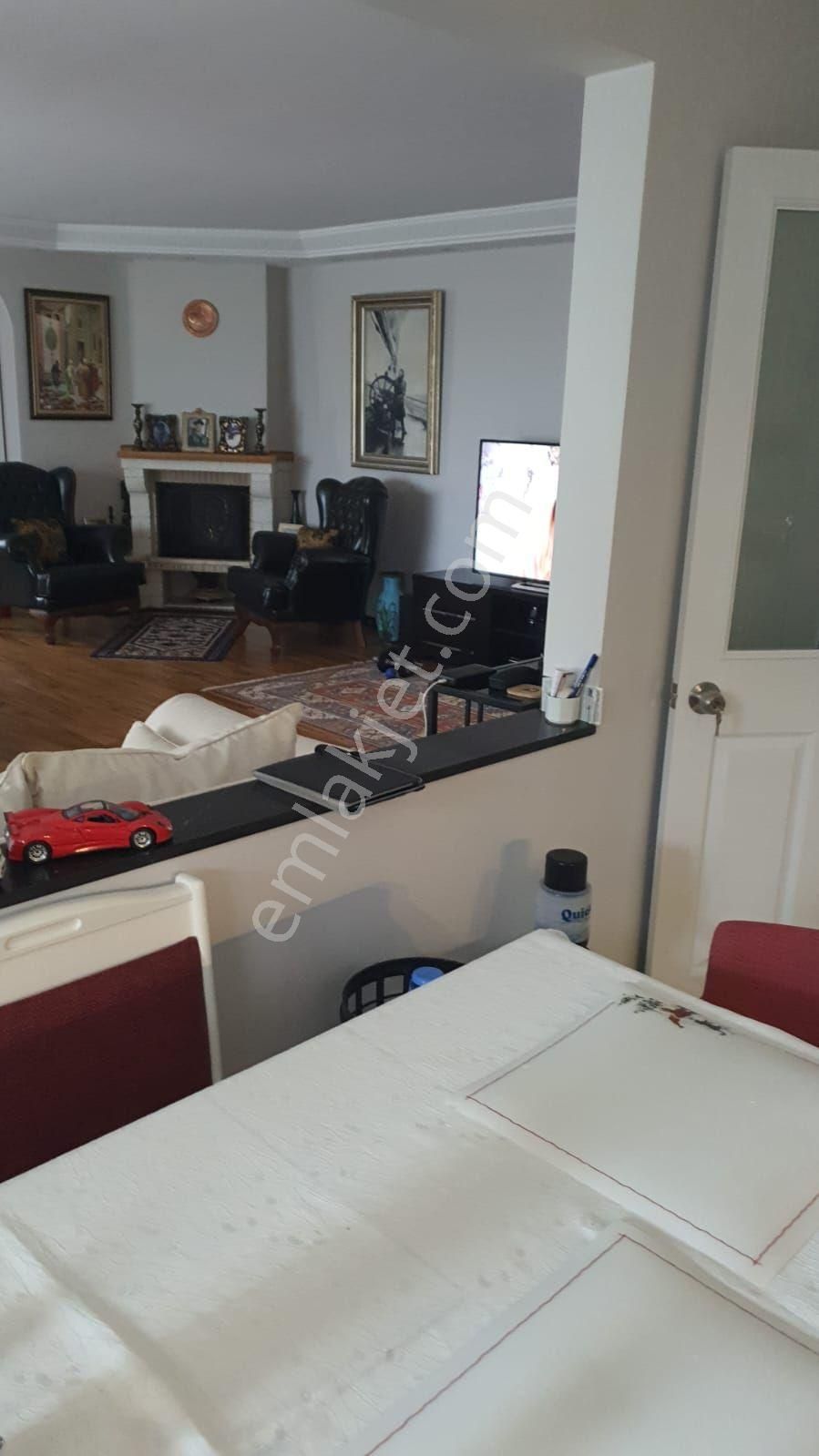 Sahibinden Kiralik Sarıyer Acarlarda 4+1 - Görsel 3