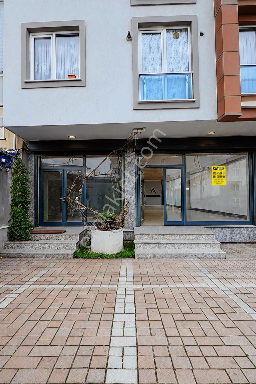 Güzel City'den Yakuplu Merkezde Cadde Üzeri Satılık Dükkan - Görsel 2