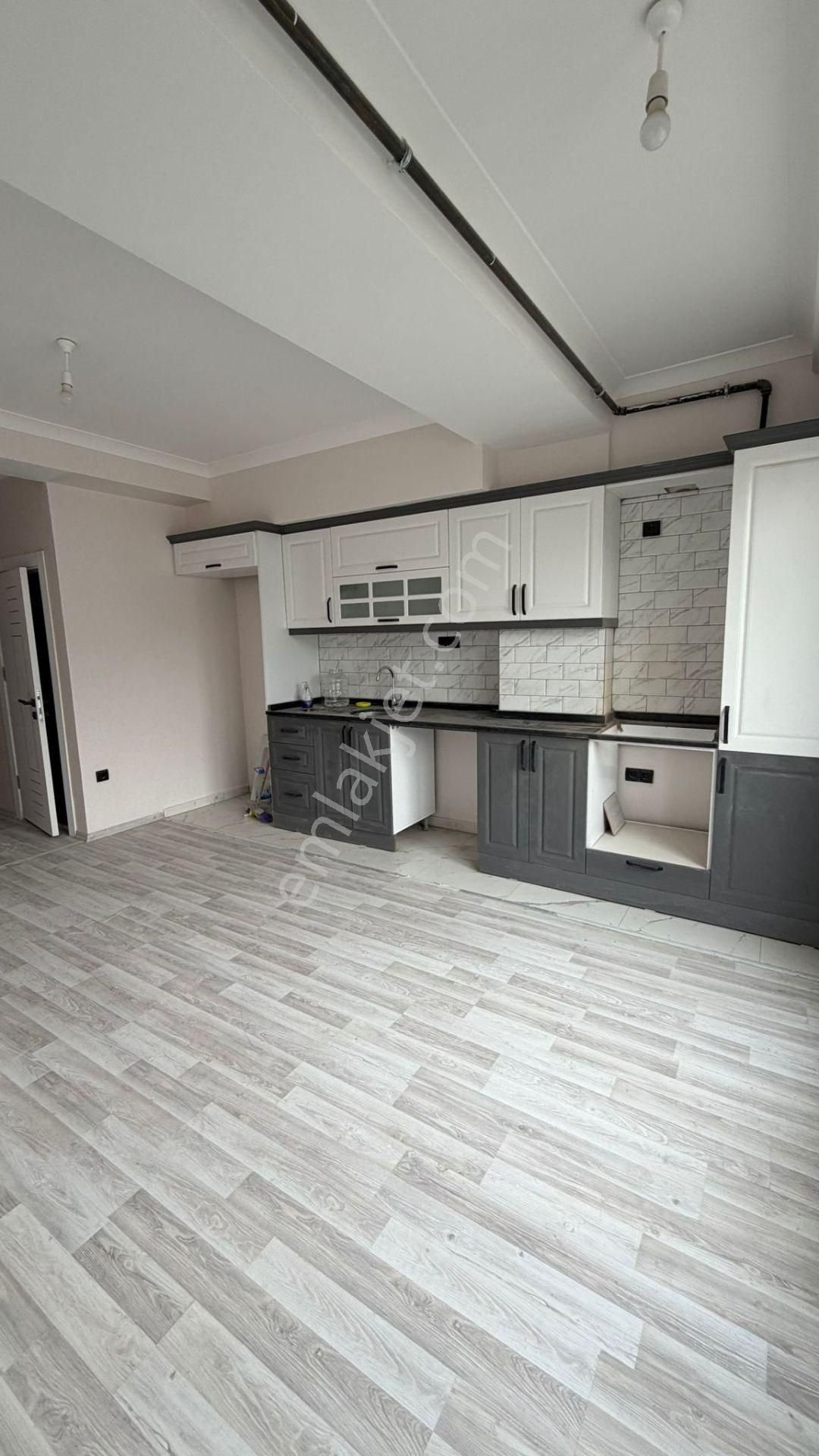 Müslüm Emlaktan Avcılar Ambarlıda Kiralık Sıfır 1+1daire - Görsel 4