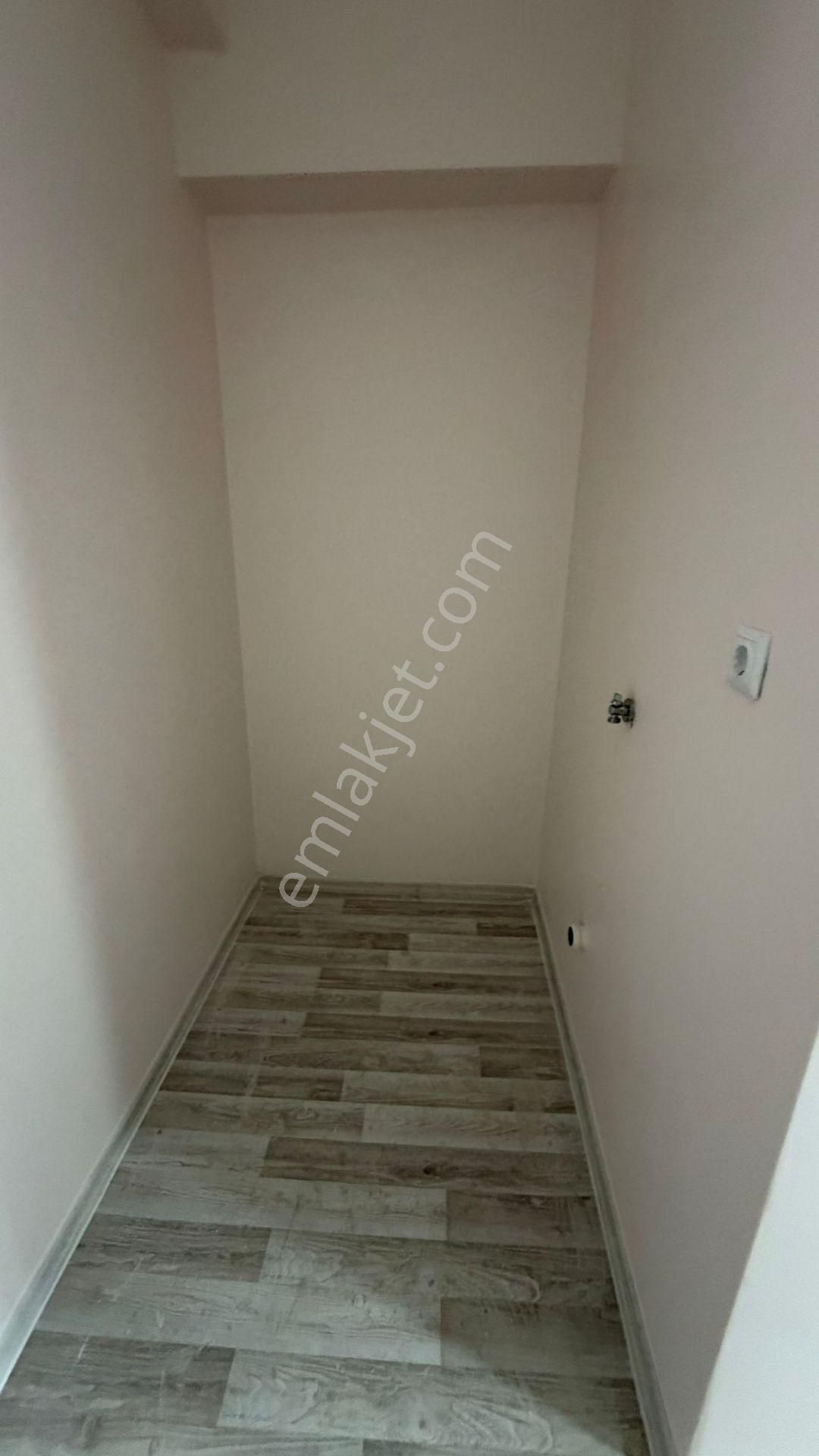 Müslüm Emlaktan Avcılar Ambarlıda Kiralık Sıfır 1+1daire - Görsel 5