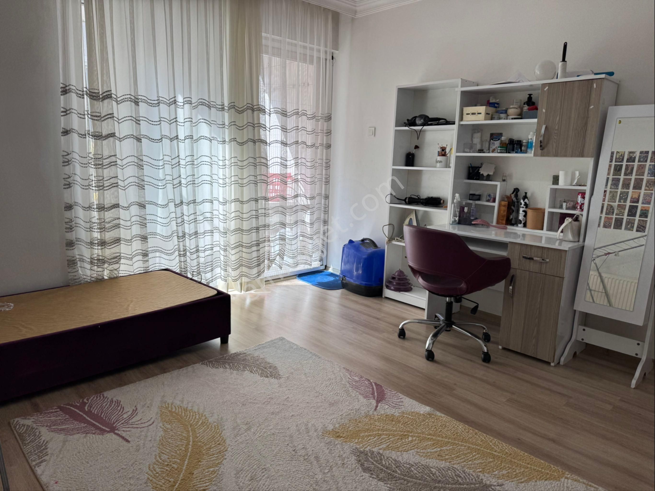 Manisa’ Da Şehrin Merkezi’ Nde Geniş Ve Asansörlü Ara Kat Dairemiz - Görsel 26