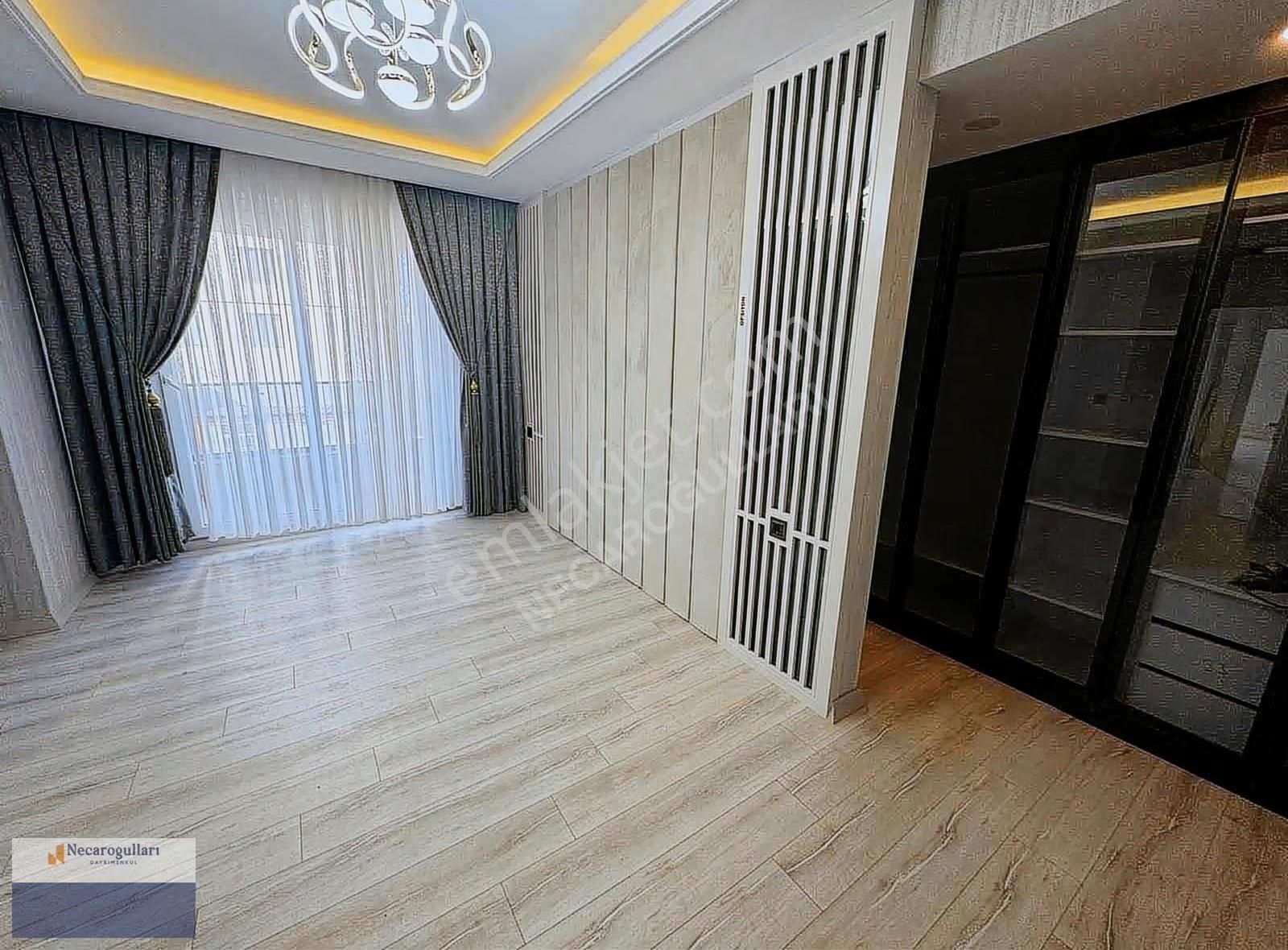 Necaroğullarından Cezaevi Karşısı Oturmaya Hazır Lüks Daire - Görsel 4