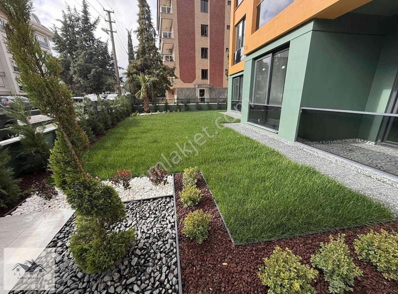 Kınıklıda Ultra Lüks Havuzlu 1+1 Yerden Isıtma Sıfır - Görsel 4