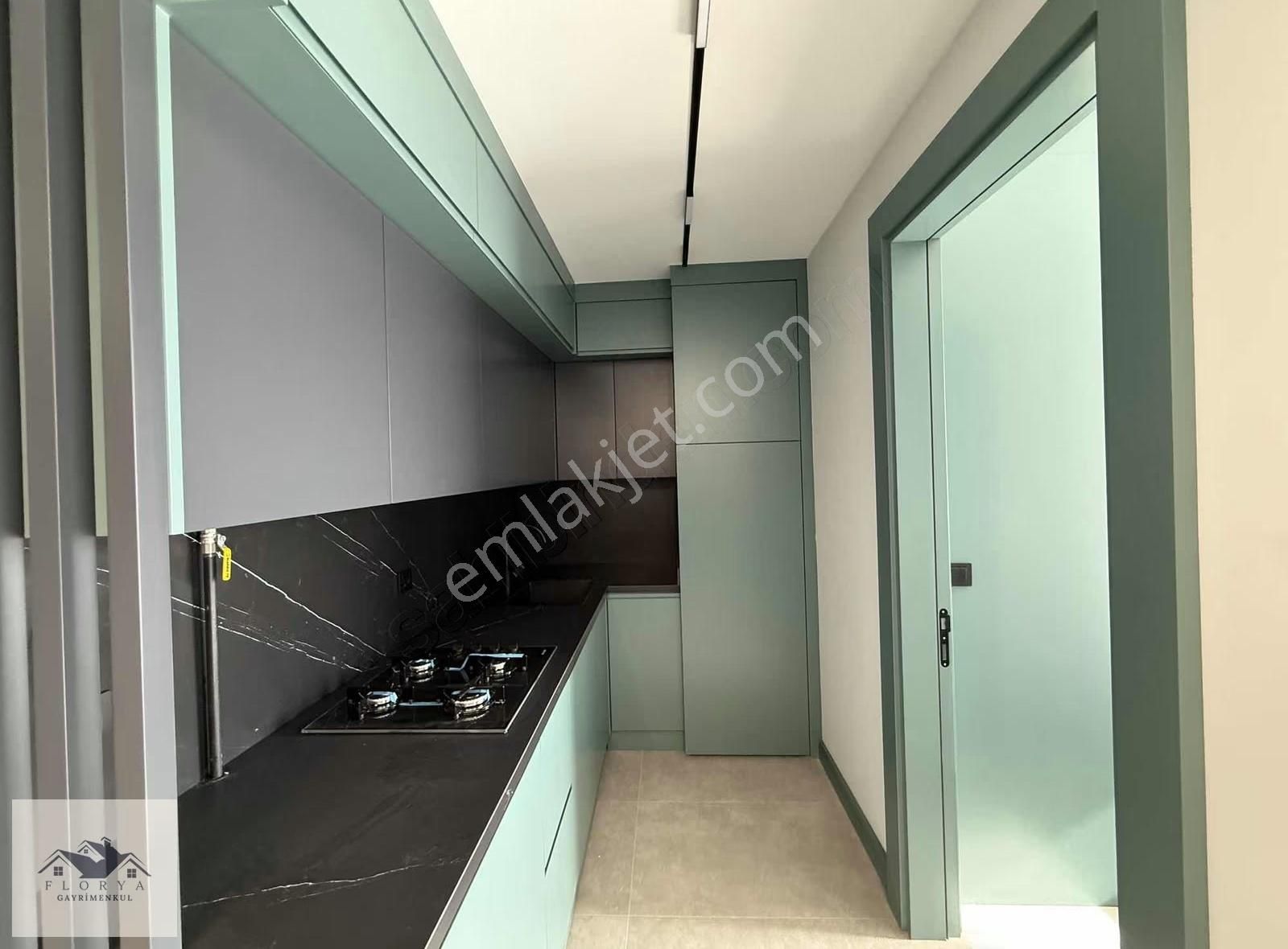 Kınıklıda Ultra Lüks Havuzlu 1+1 Yerden Isıtma Sıfır - Görsel 9