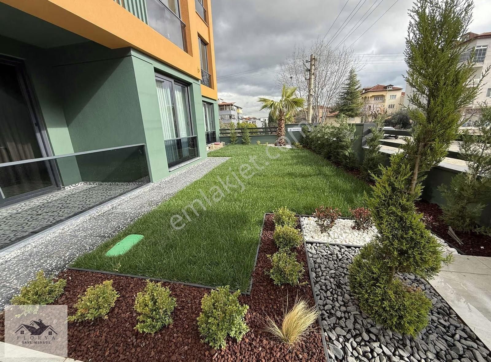 Kınıklıda Ultra Lüks Havuzlu 1+1 Yerden Isıtma Sıfır - Görsel 16