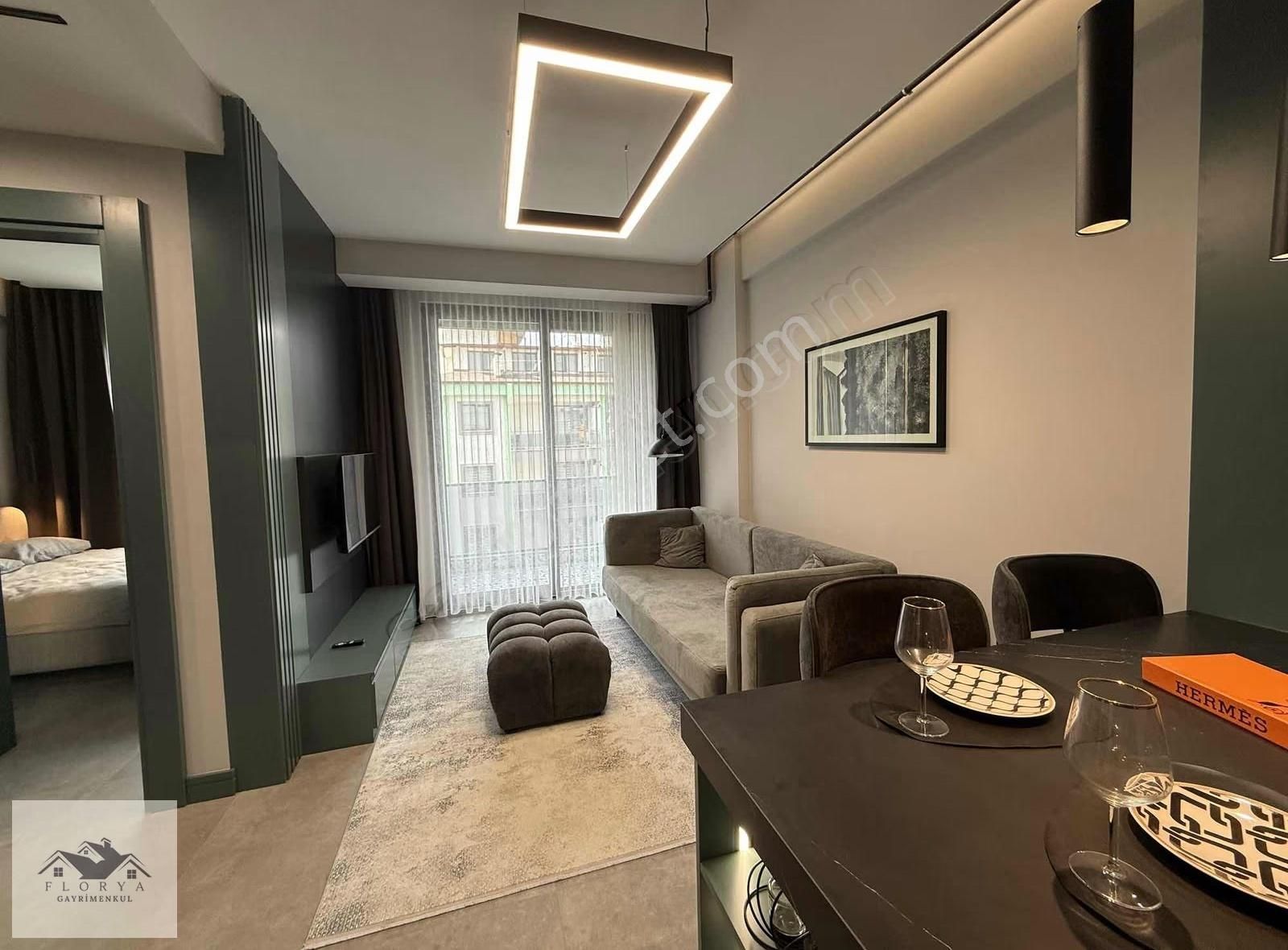 Kınıklıda Ultra Lüks Havuzlu 1+1 Yerden Isıtma Sıfır - Görsel 13