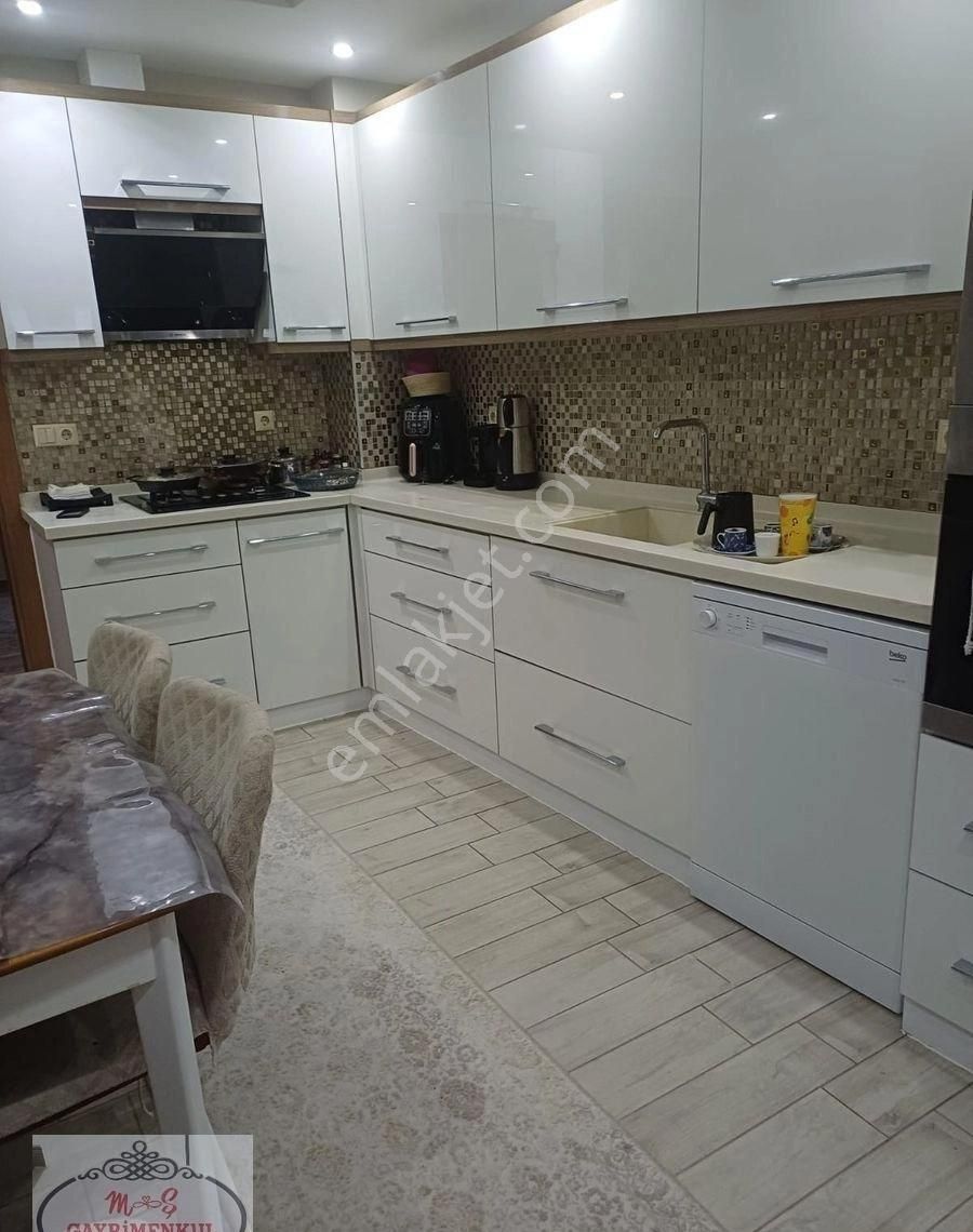 M/ş Gayrumenkulden Aksoy Mahallesinde Satılık 3+1 Daire - Görsel 10