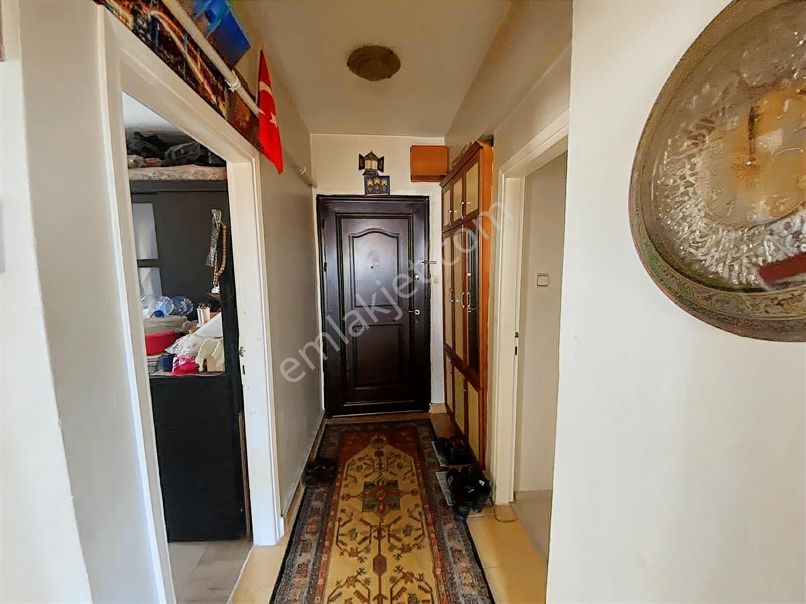 Bahçelievler Camlıkahve İski Yakını 3.kat 3+1 Ön Cephe - Görsel 8