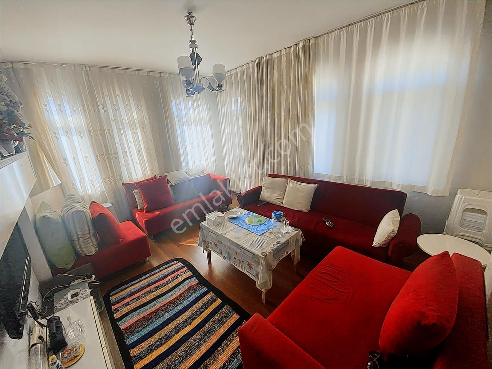 Bahçelievler Camlıkahve İski Yakını 3.kat 3+1 Ön Cephe - Görsel 5