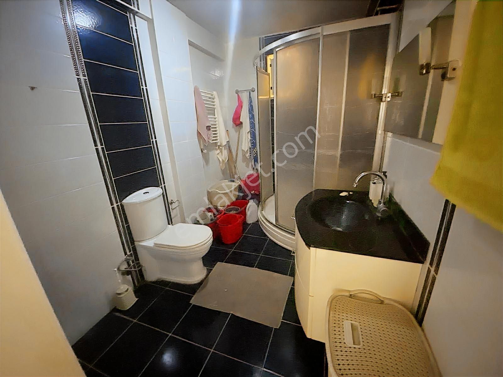 Bahçelievler Camlıkahve İski Yakını 3.kat 3+1 Ön Cephe - Görsel 17