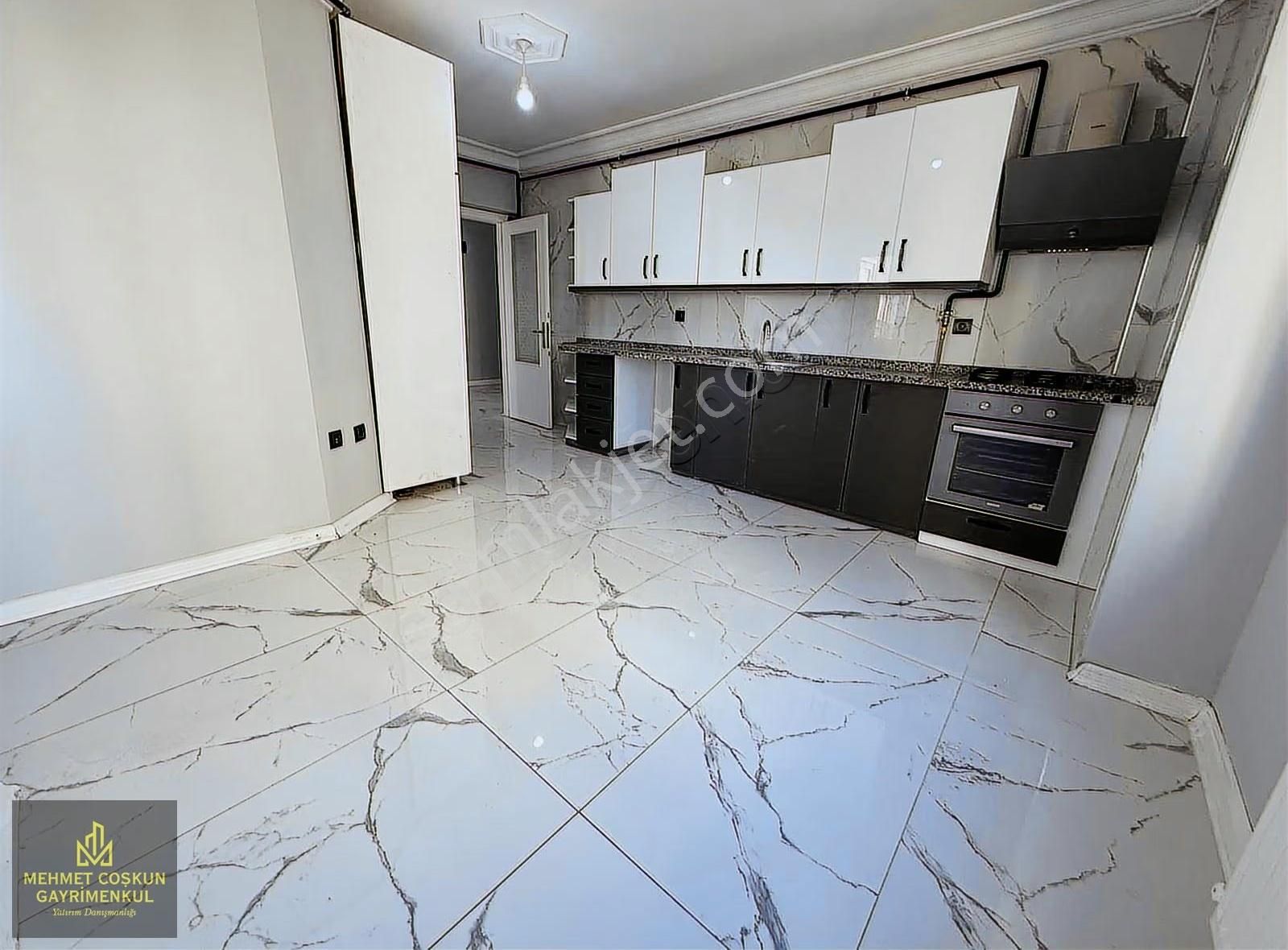 Ruh Sağlığı Karşısında Full Yapılı Geniş 3+1 Satılık Daire - Görsel 10