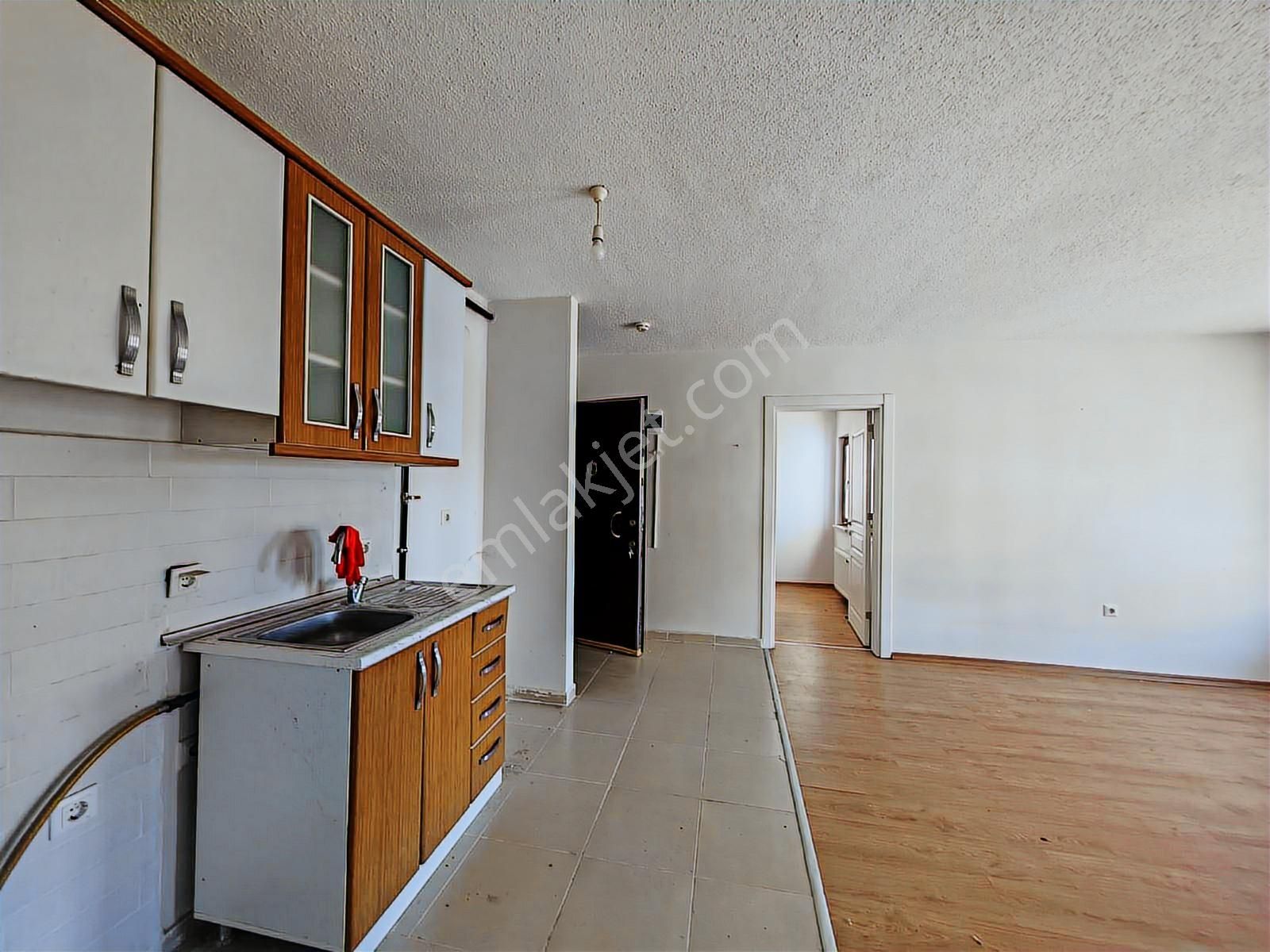 Karahasanlı Site İçi 75m2 Açık 2+1 Kombili Daire - Görsel 4