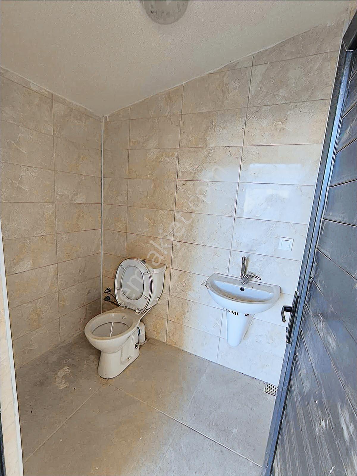 Merkez Gecen Galericiler Sitesi Satılık Ön Cephe Dükkan - Görsel 7