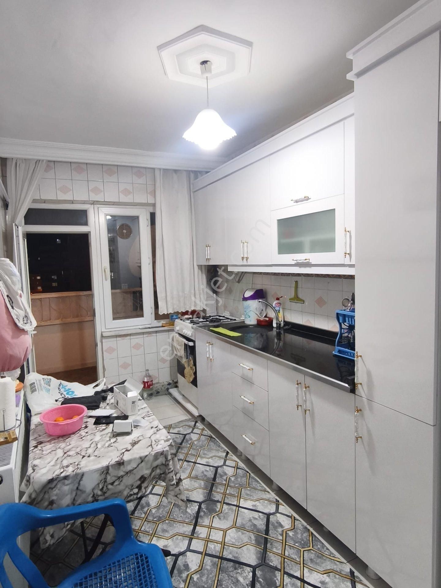 Cezaevi Üst Köşe 3+1 Bakımlı Satılık Daire