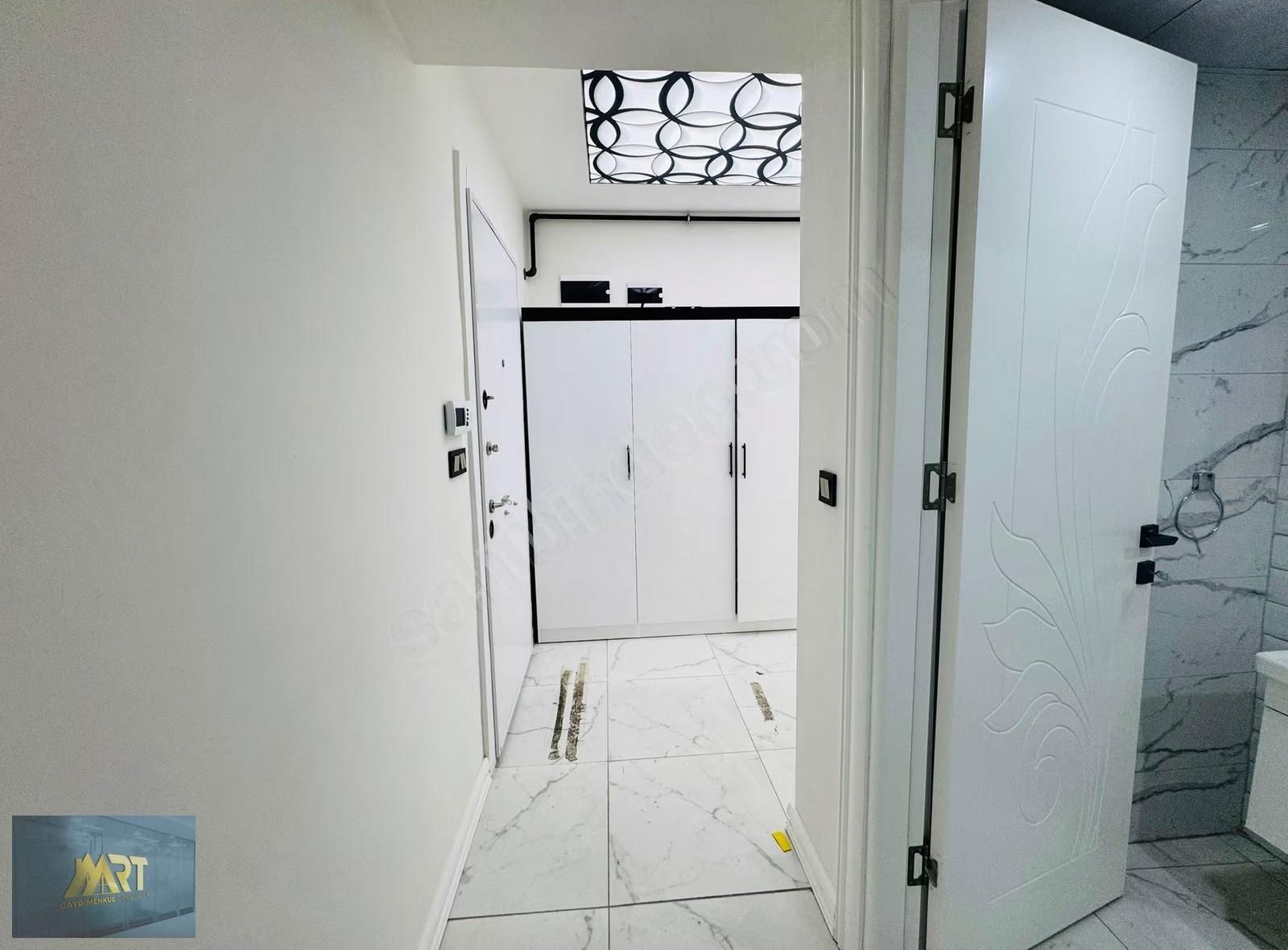 Zümrüt Mahallesi Ultra Lüks 3+1 Daire - Görsel 17