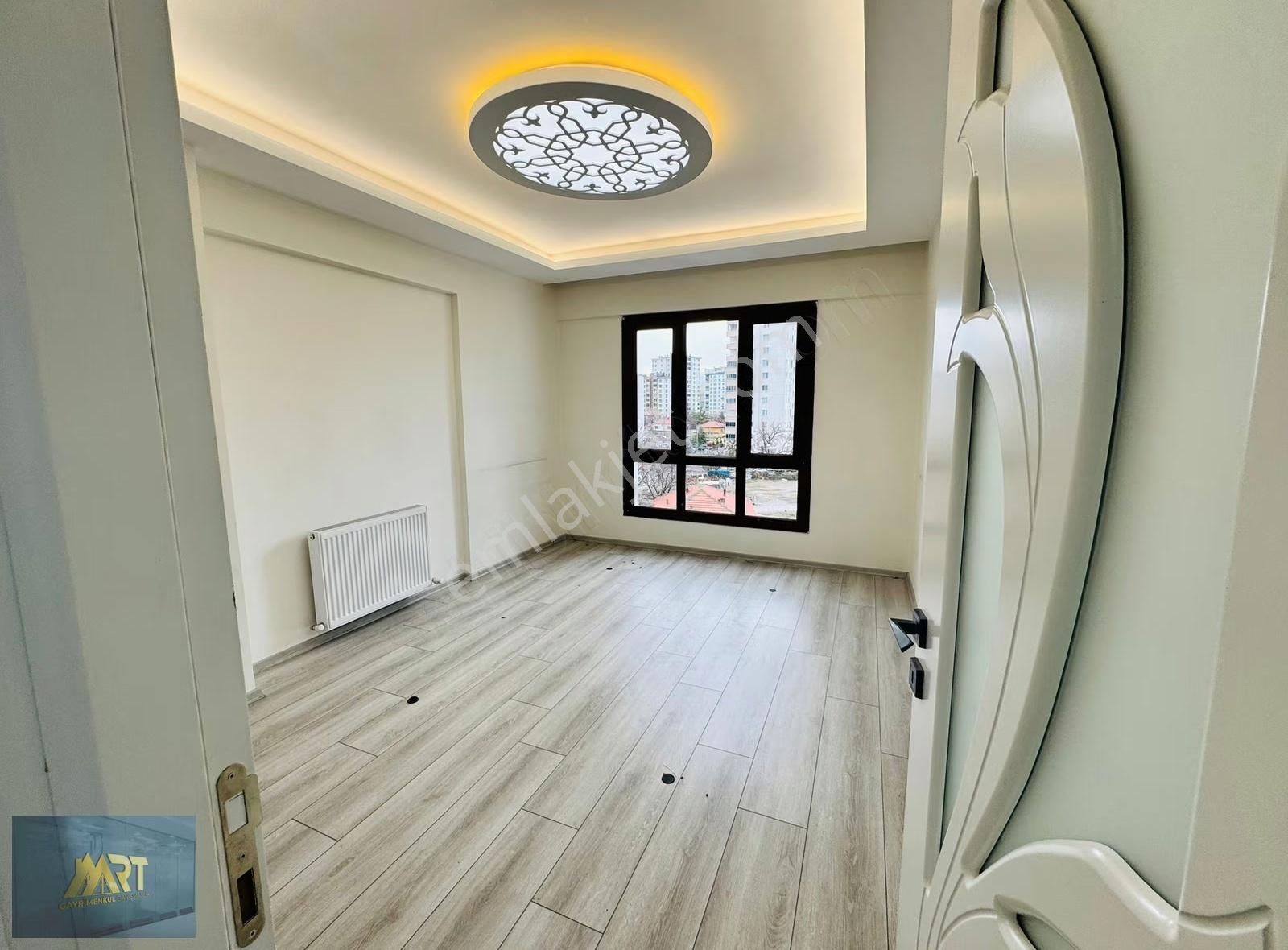 Zümrüt Mahallesi Ultra Lüks 3+1 Daire - Görsel 24