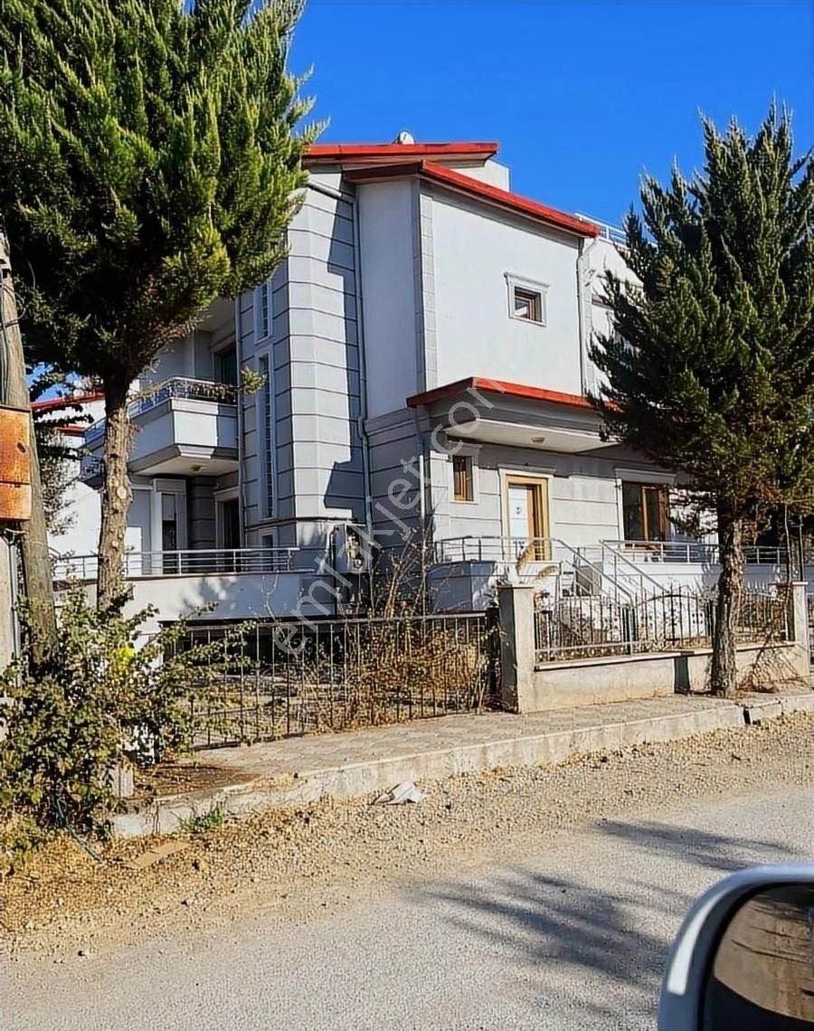 Balıkesir Burhaniye İlcesinde İskele Mevki,satılık Villa Yazlık