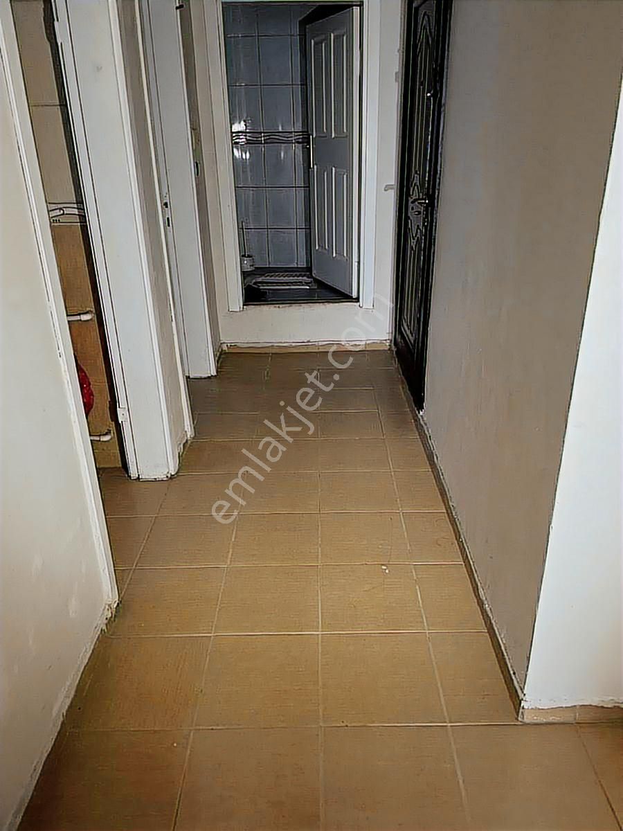 Eyüp Alibeyköyde Bahçe Kati Daire 2+1 Kiralık - Görsel 17