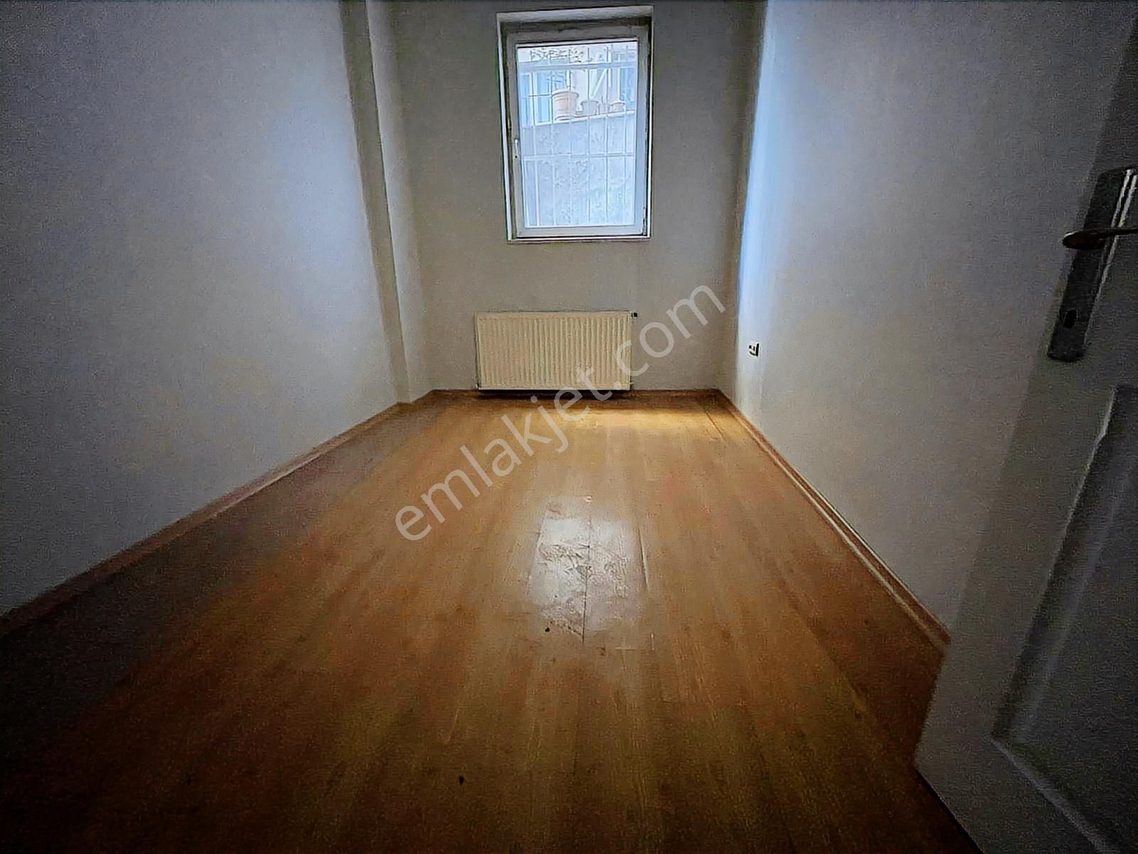 Eyüp Alibeyköyde Bahçe Kati Daire 2+1 Kiralık - Görsel 22