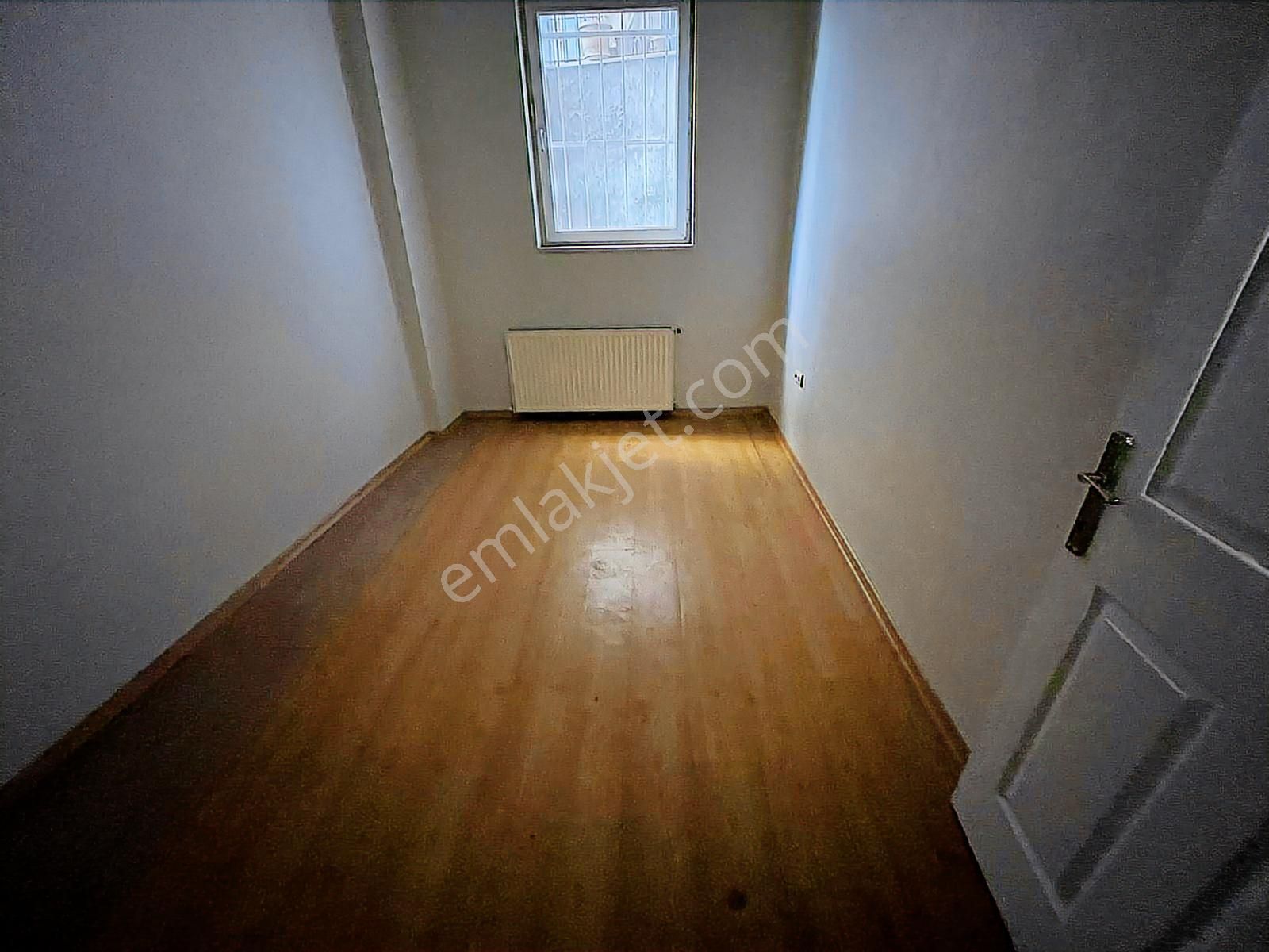 Eyüp Alibeyköyde Bahçe Kati Daire 2+1 Kiralık - Görsel 11