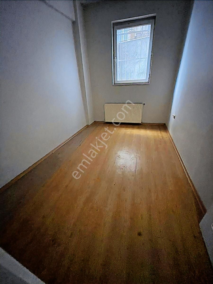 Eyüp Alibeyköyde Bahçe Kati Daire 2+1 Kiralık - Görsel 6