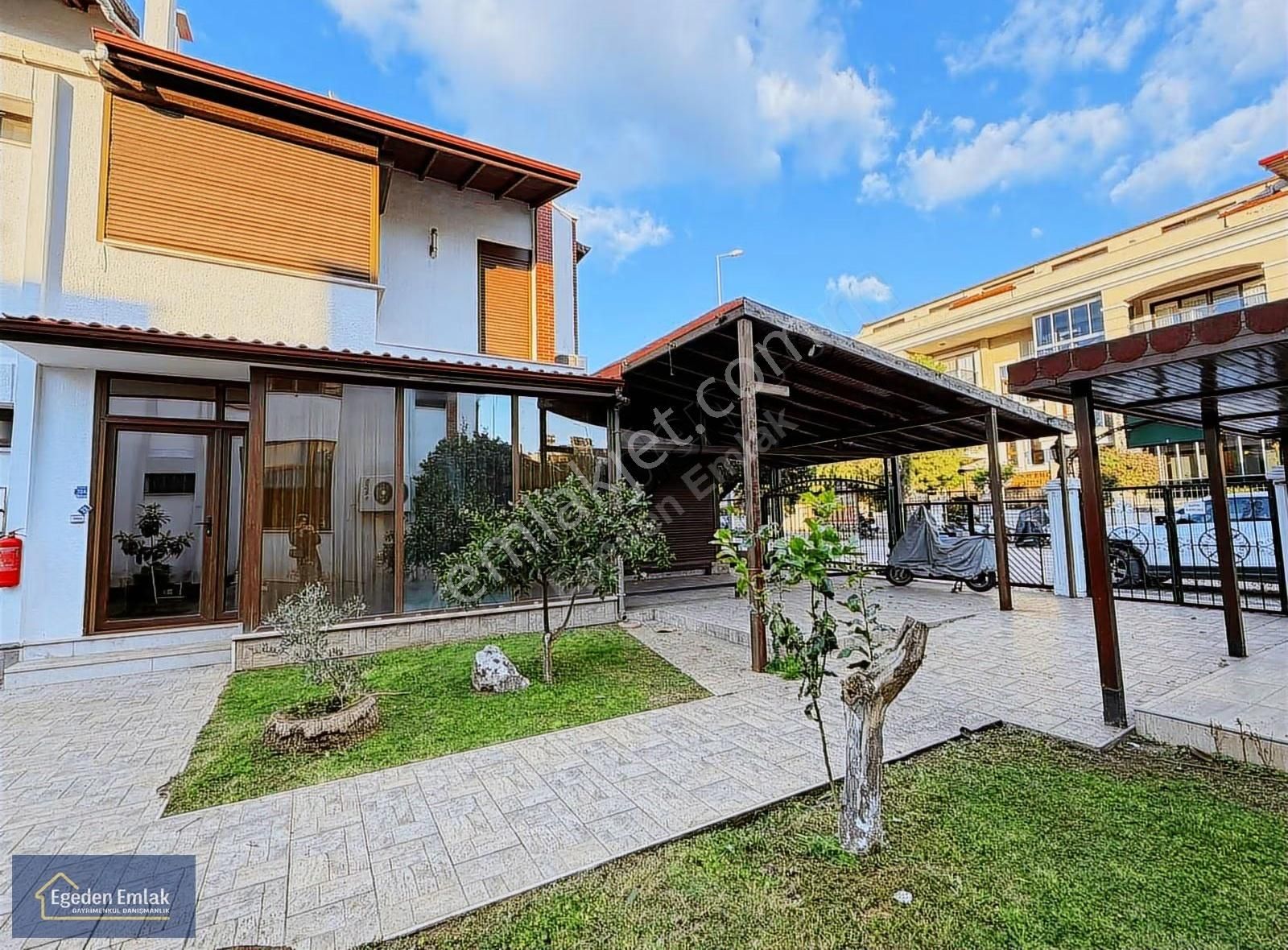 Egeden Emlak Marmaris Satılık Müstakil 6+1 Villa