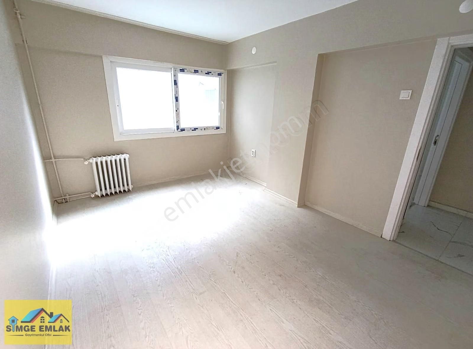 Simge'den İzmir Türk Koleji Sokağında Cad.paraleli Deniz Manzara - Görsel 4