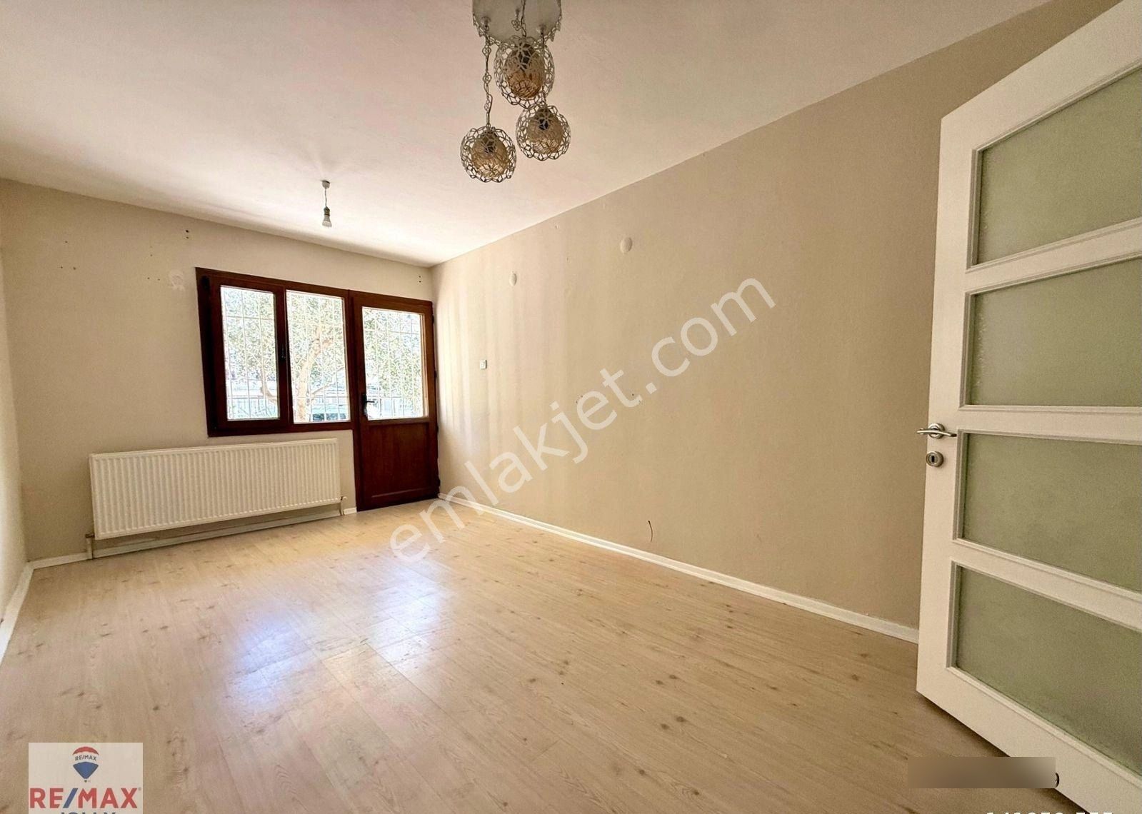 Bayraklı Osmangazi Mahallesinde Satılık 3+1 Satılık Daire - Görsel 9