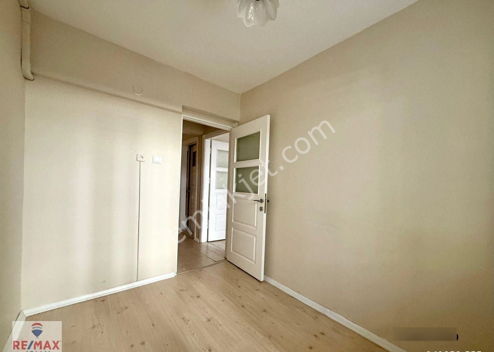 Bayraklı Osmangazi Mahallesinde Satılık 3+1 Satılık Daire - Görsel 25