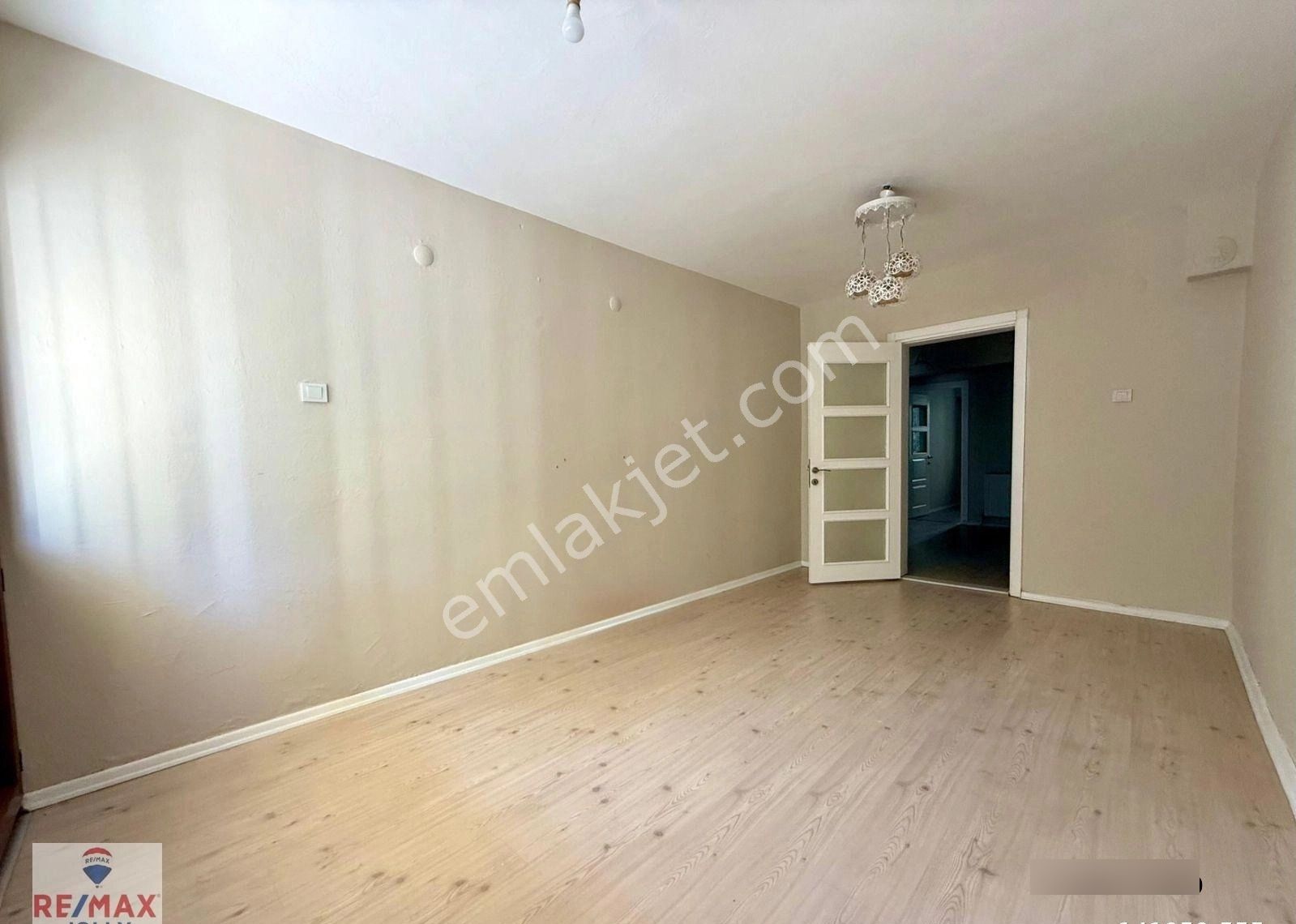 Bayraklı Osmangazi Mahallesinde Satılık 3+1 Satılık Daire - Görsel 24