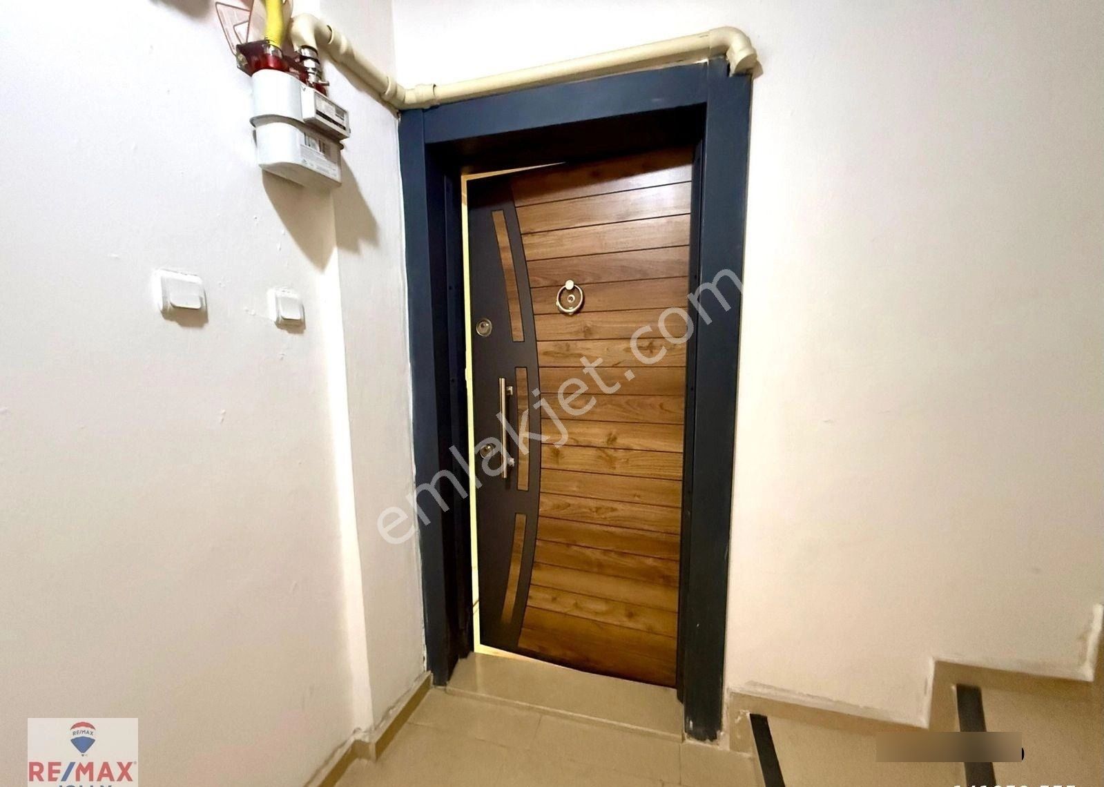 Bayraklı Osmangazi Mahallesinde Satılık 3+1 Satılık Daire - Görsel 10