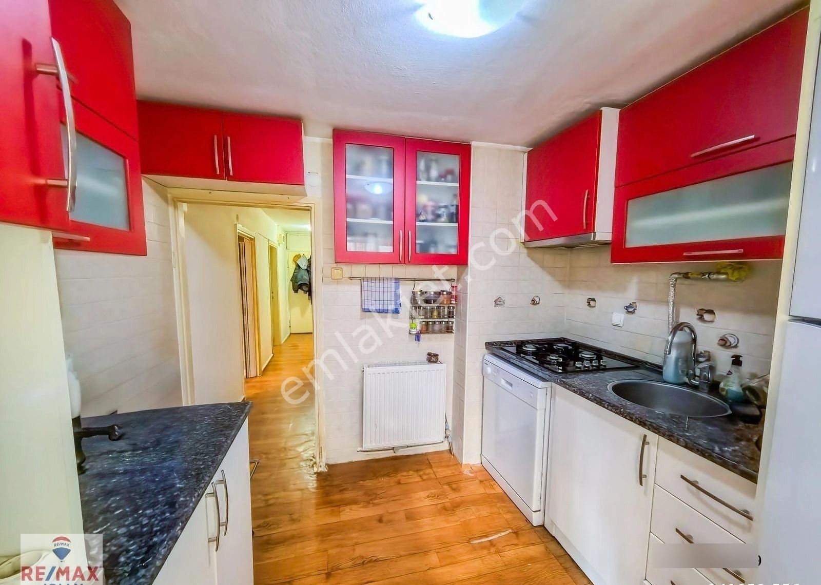 Konak Göztepe Metro Ve Amerıkan Kolejı Yakını Satılık 2+1 Daıre - Alper Gete Remax Jolly - Görsel 13