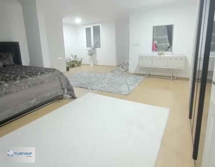 Helvacıda Teraslı 270m² 4+1 Dubleks Daire Fırsatı - Görsel 9