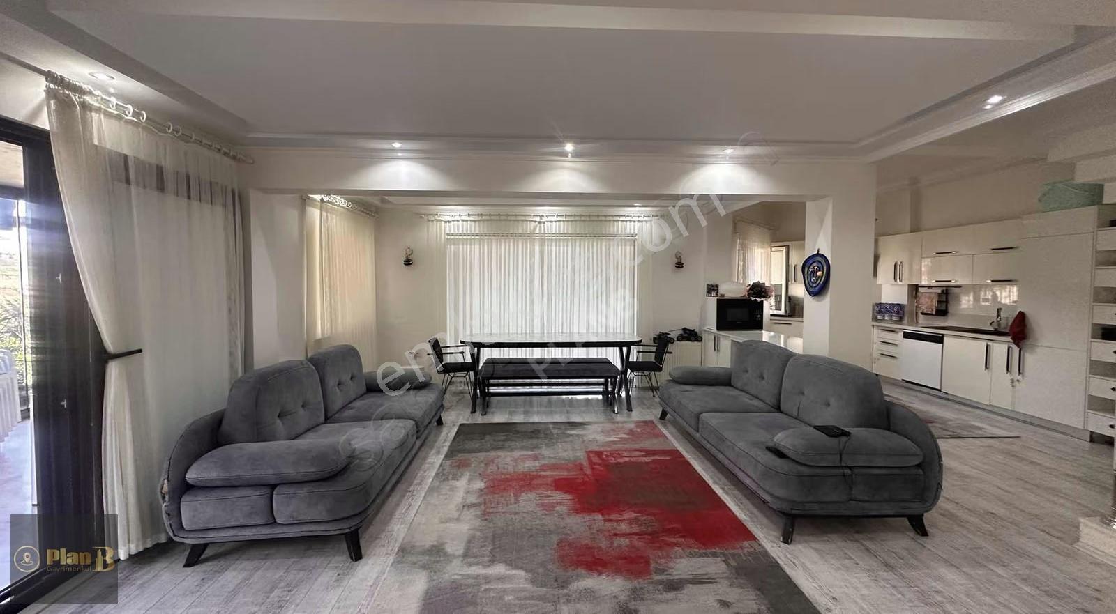 Seçili Yaşamlar İçin Tasarlanmış Sitenin Zirvesinde Bir Villa - Görsel 7