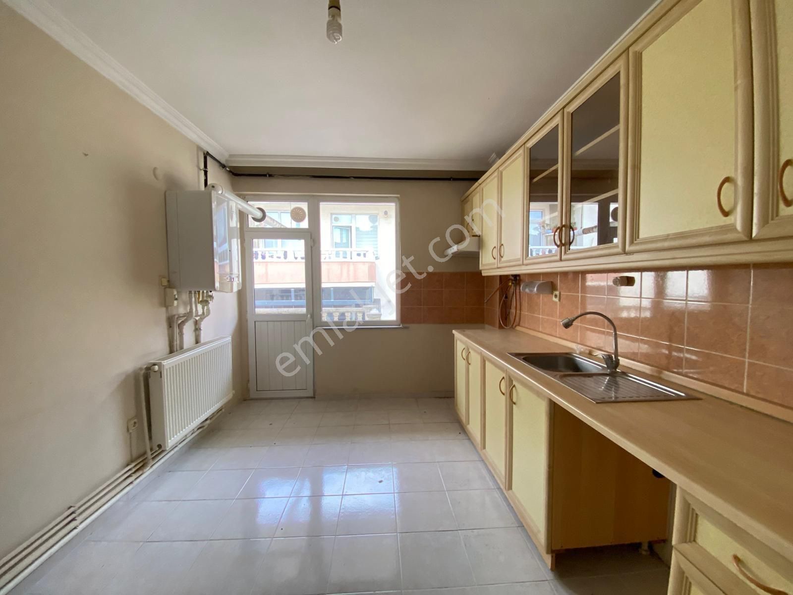 Çorlu Muhitin Mahallesi'nde 3+1 Kiralık Daire - Görsel 17