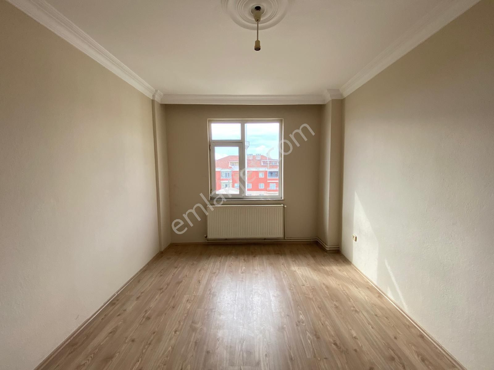 Çorlu Muhitin Mahallesi'nde 3+1 Kiralık Daire - Görsel 10