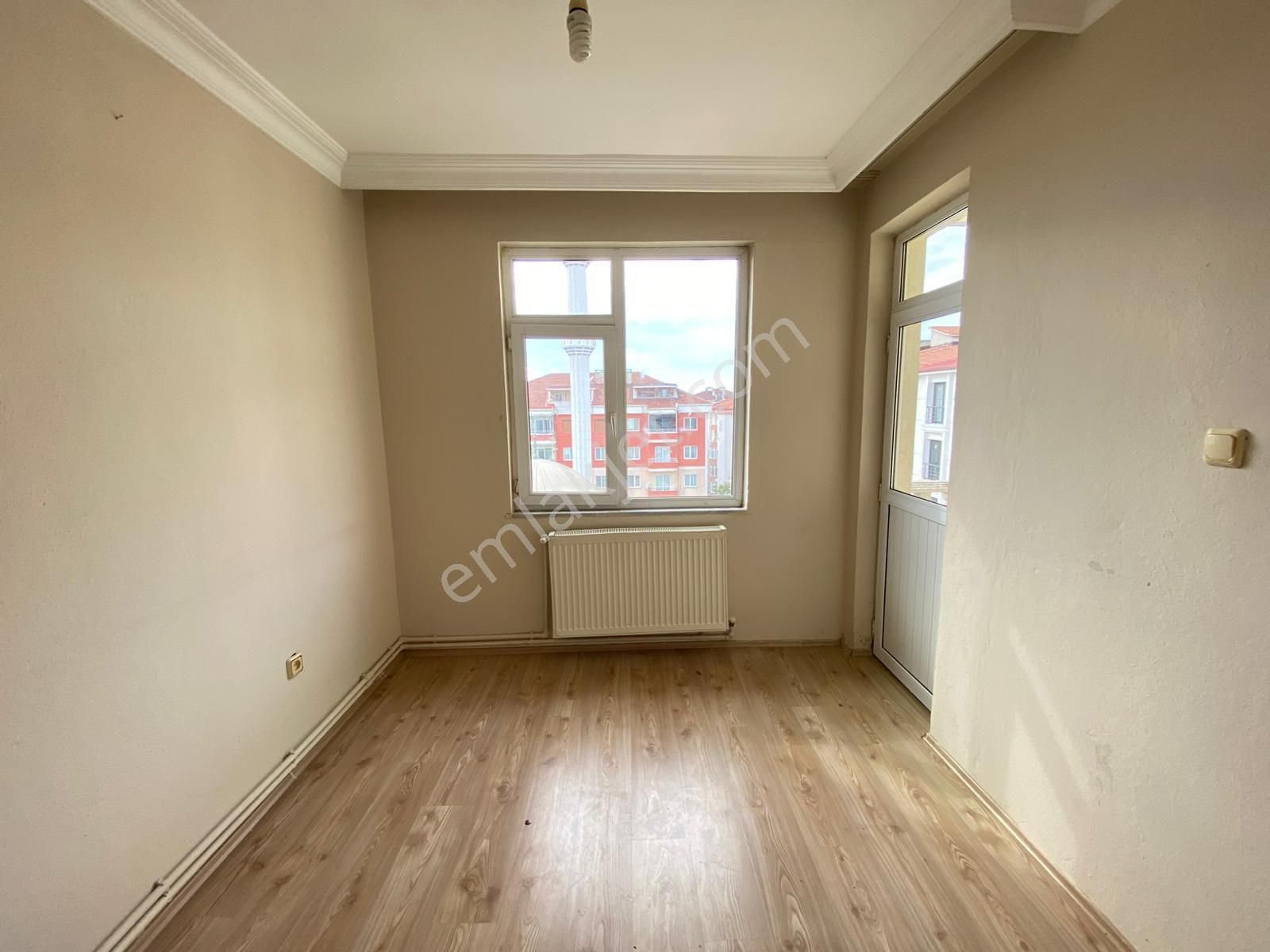 Çorlu Muhitin Mahallesi'nde 3+1 Kiralık Daire - Görsel 11