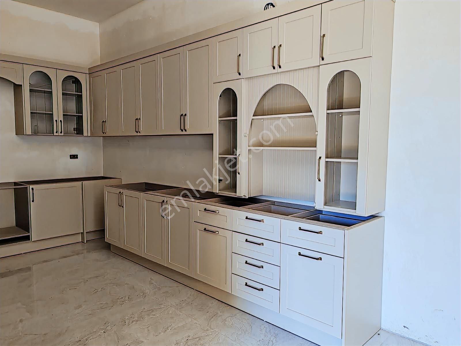 Urla Kuşçular 500 M2 Arsa İçinde Tek Katlı Satılık Lüks Villa - Görsel 6